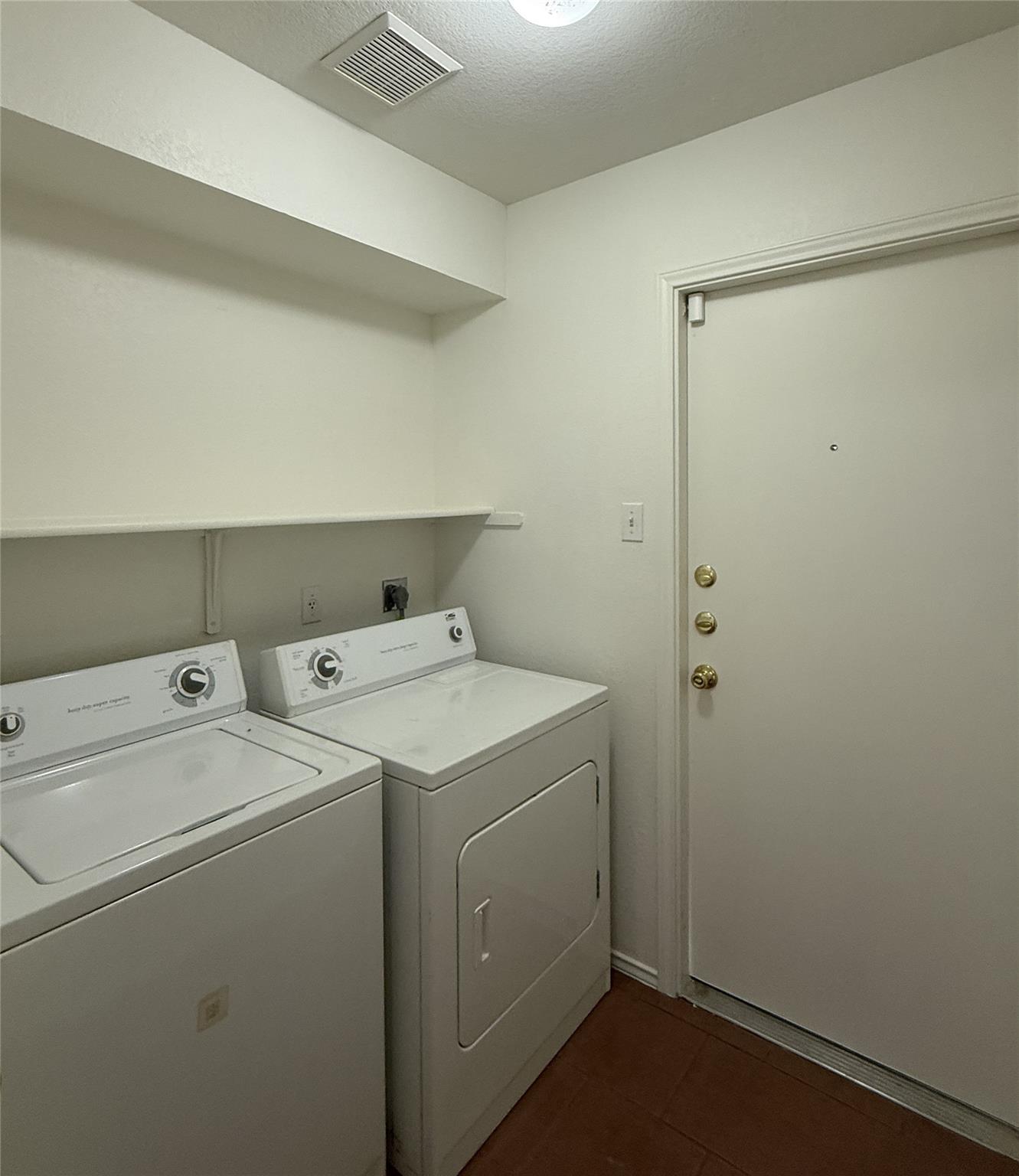 700 House Creek St, Leander, TX 78641