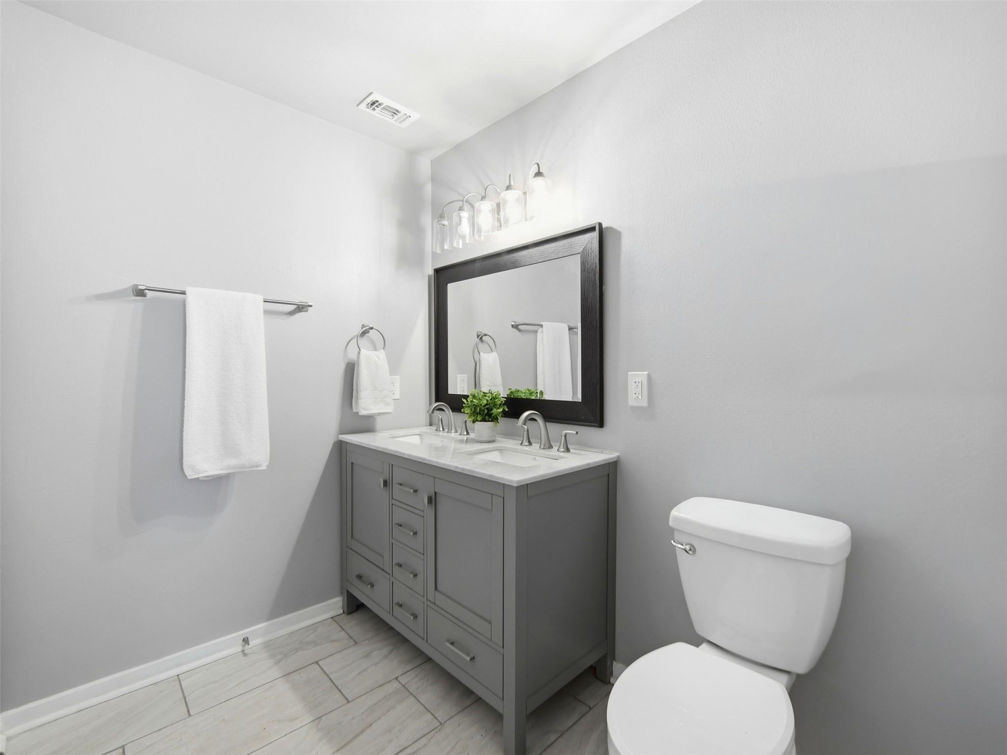 700 9th St St, Blanco, TX 78606