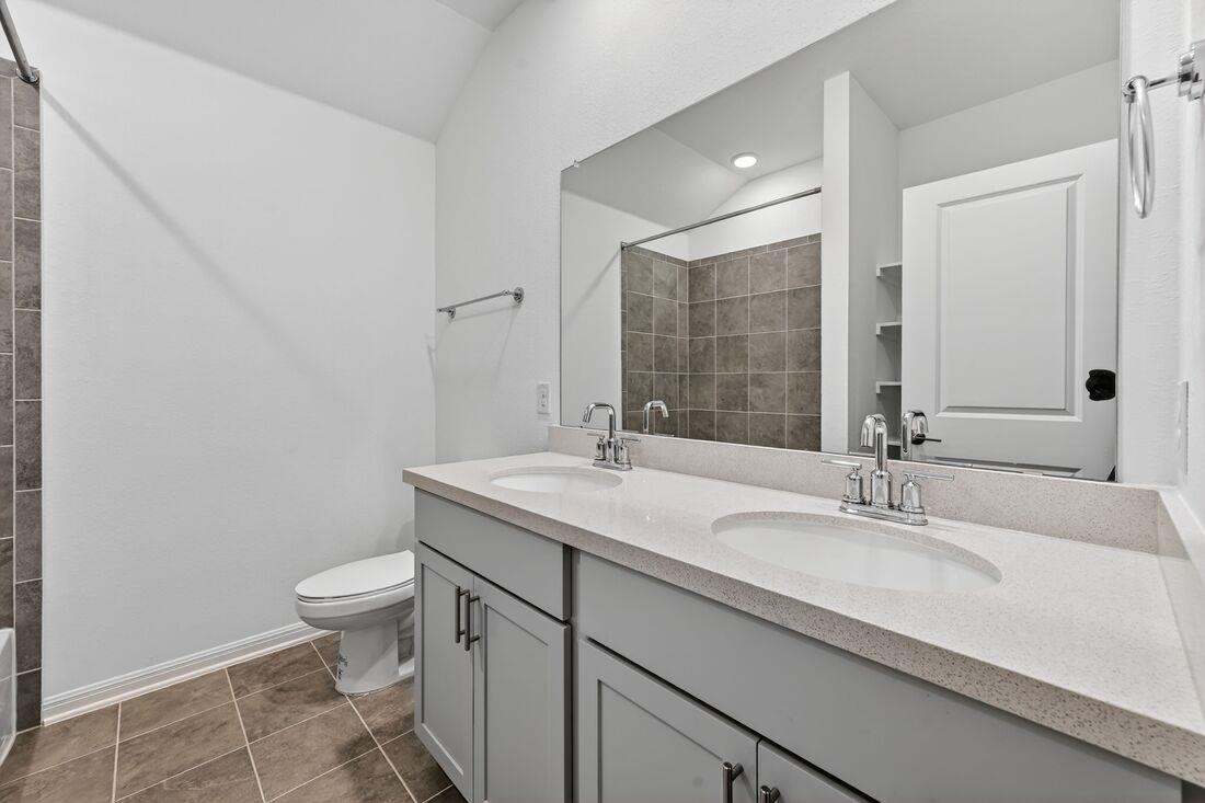 94 Flowers Ave, Hutto, TX 78634