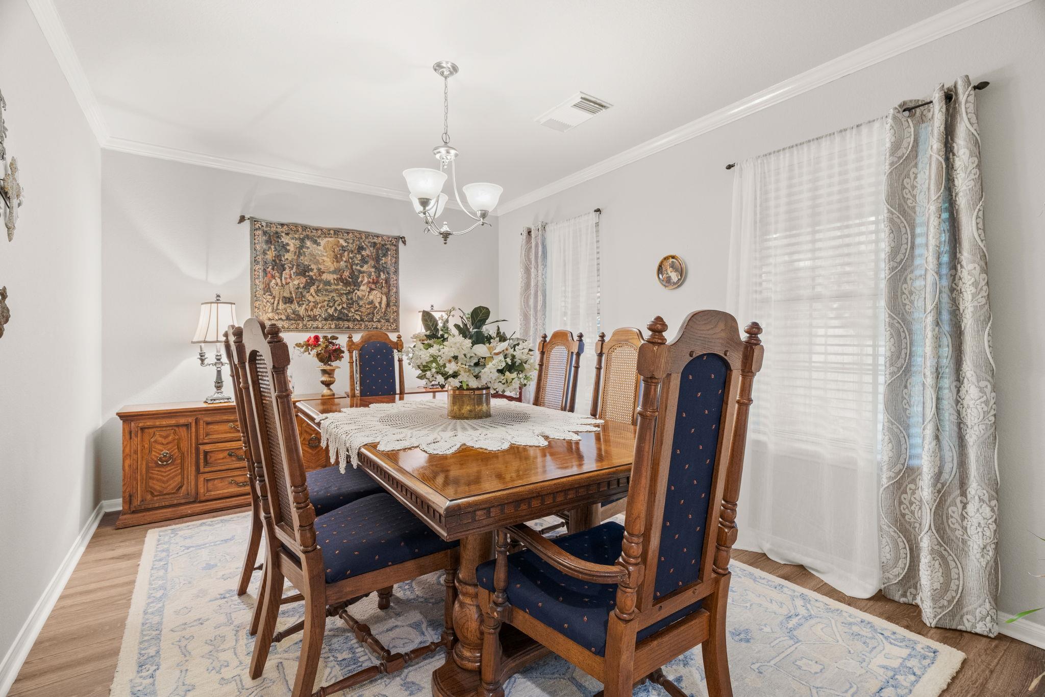 8909 Lomita Verde Ct, Austin, TX 78749