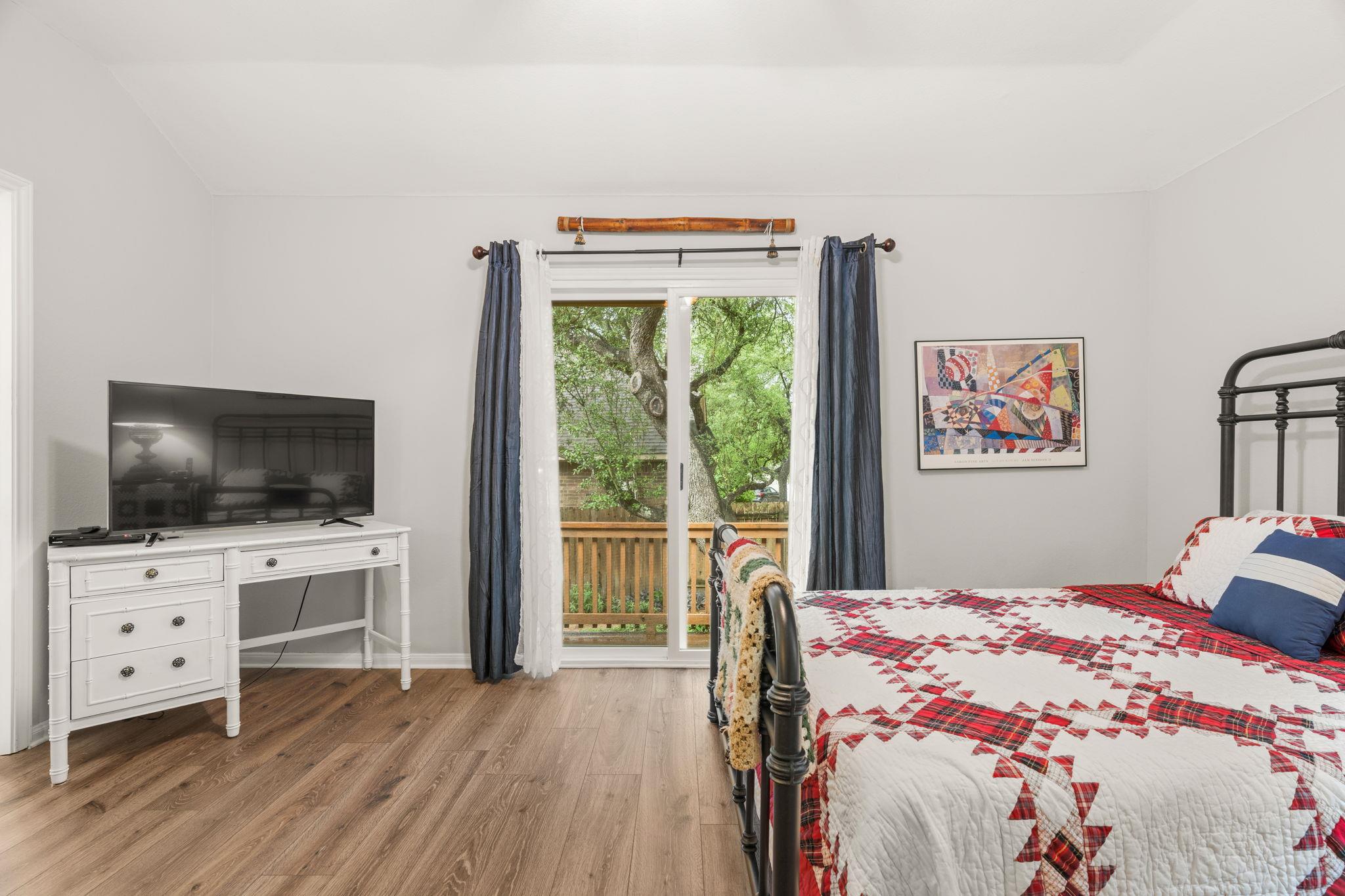 8909 Lomita Verde Ct, Austin, TX 78749