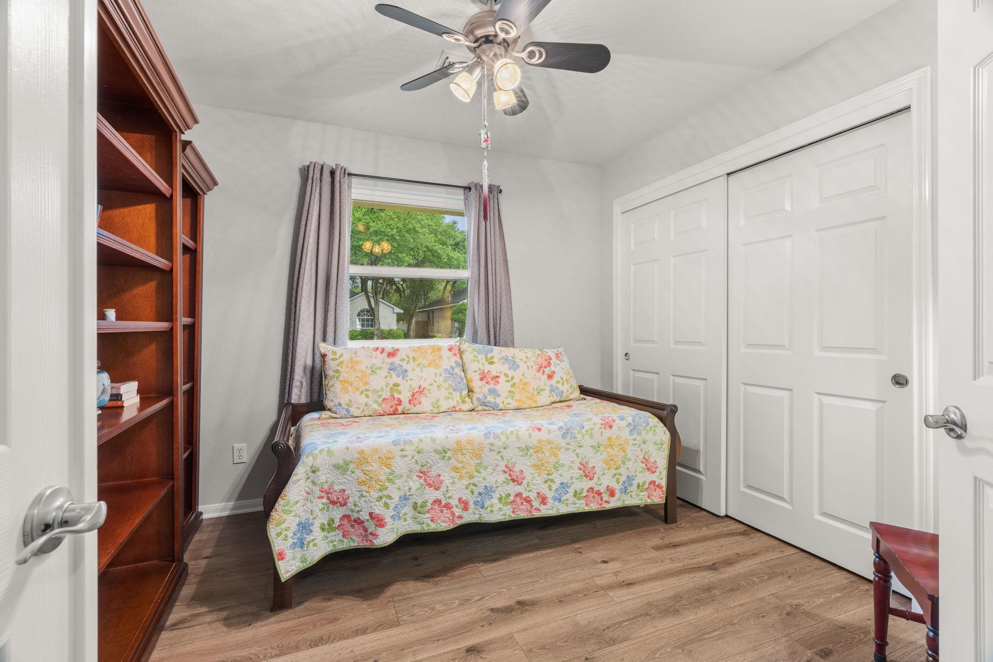 8909 Lomita Verde Ct, Austin, TX 78749