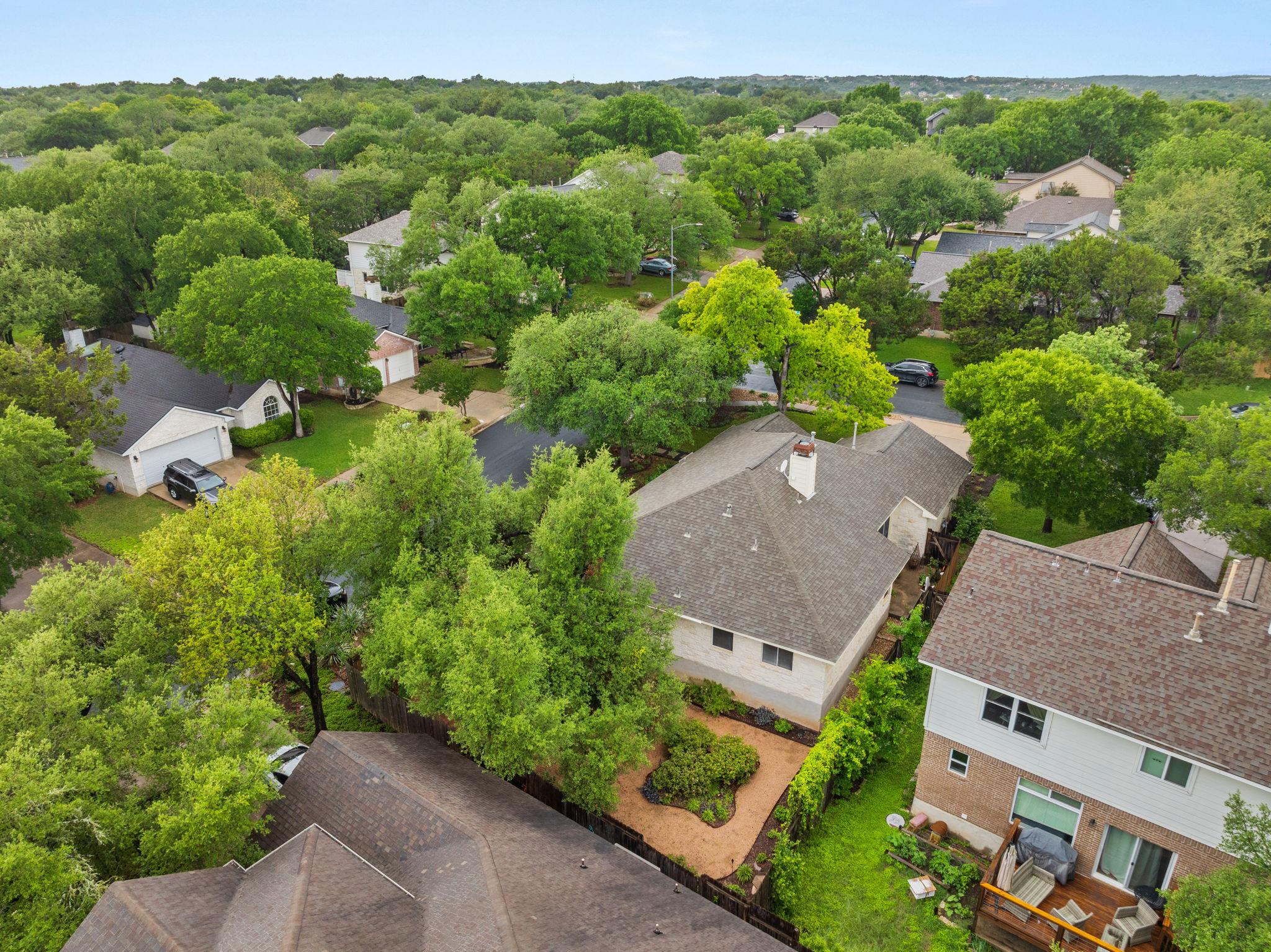 8909 Lomita Verde Ct, Austin, TX 78749