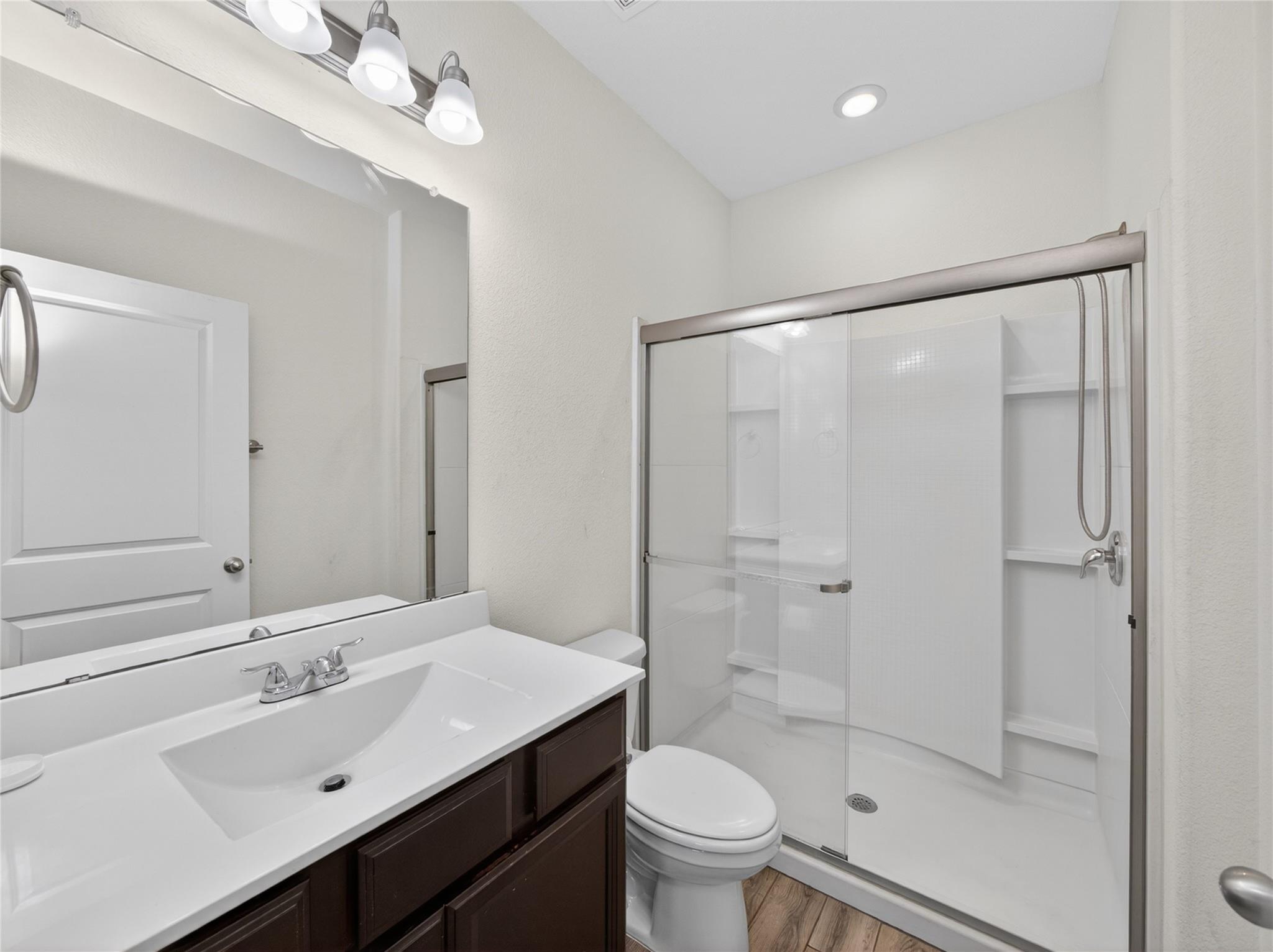 109 Rainey Dr, Jarrell, TX 76537