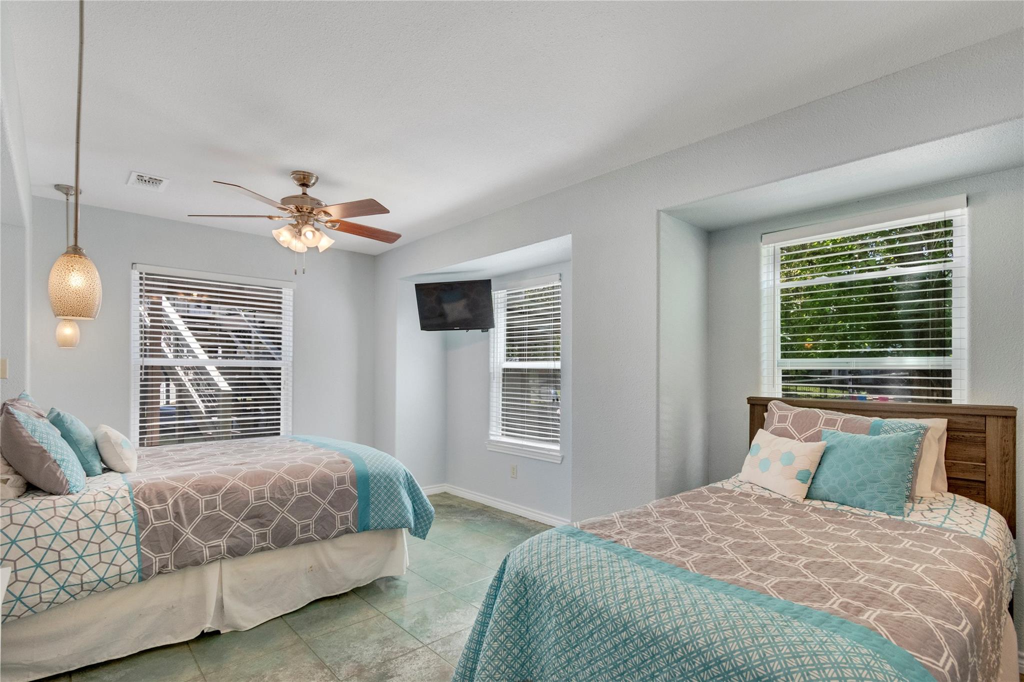 317 Twilight Ln, Granite Shoals, TX 78654