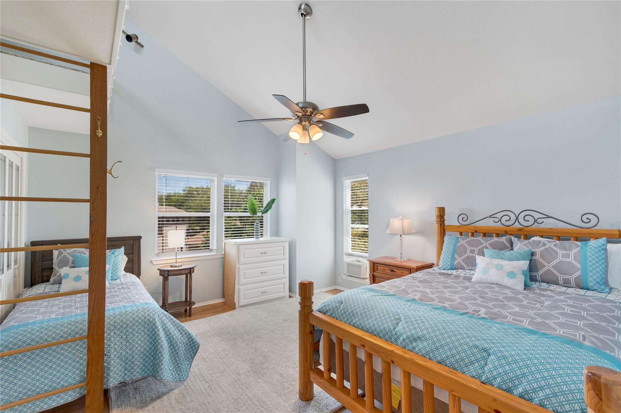 317 Twilight Ln, Granite Shoals, TX 78654