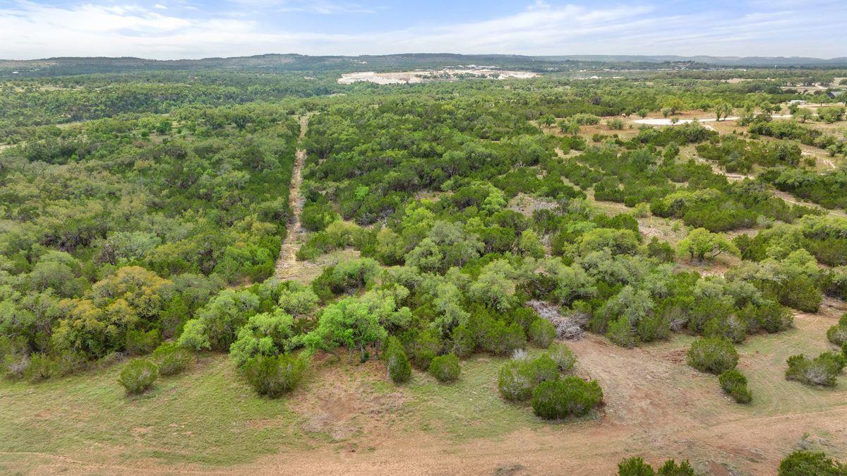 83 S Flat Rock Way, Johnson City, TX 78636