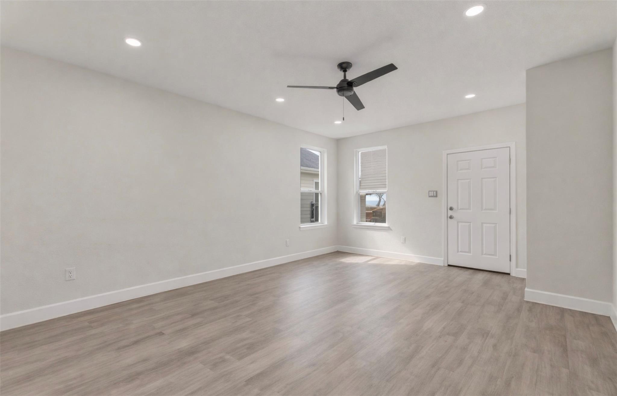 155 Big Leaf Dr, Buda, TX 78610