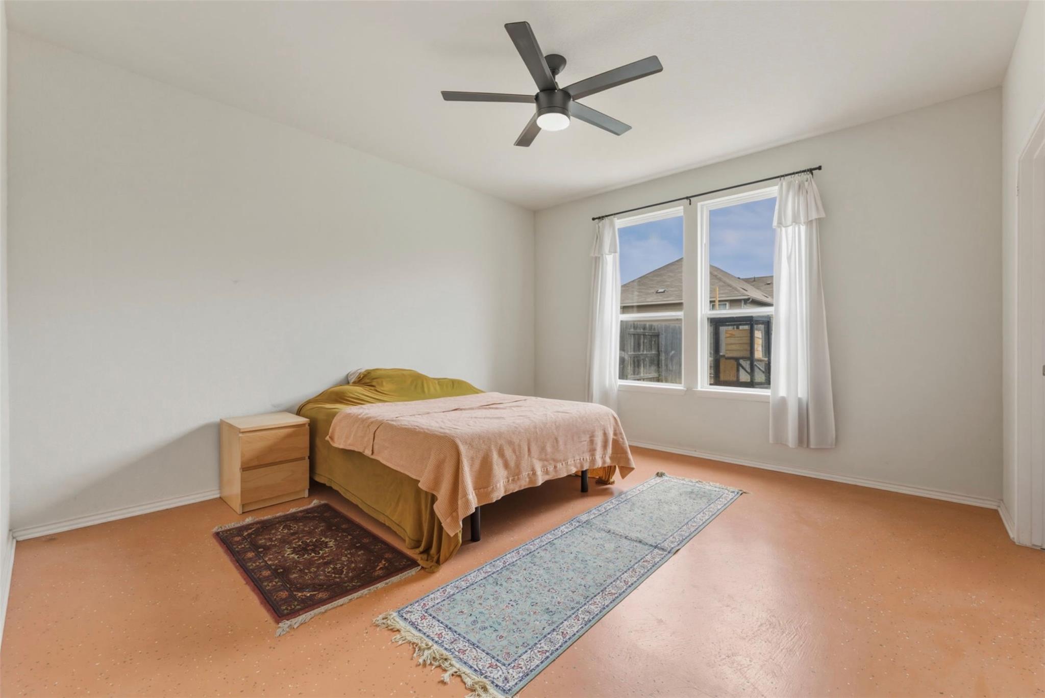 155 Big Leaf Dr, Buda, TX 78610