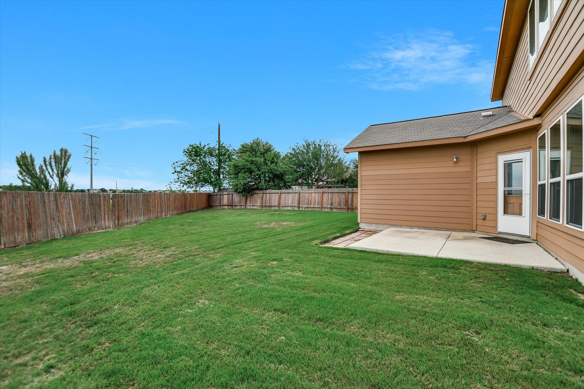 115 Mollie Dr, Hutto, TX 78634