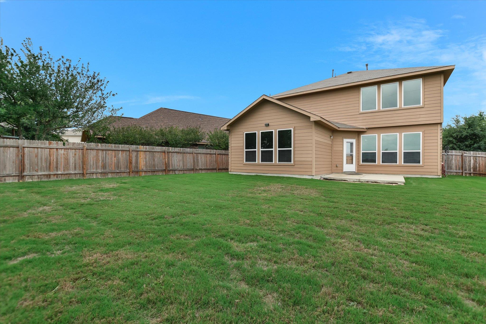 115 Mollie Dr, Hutto, TX 78634