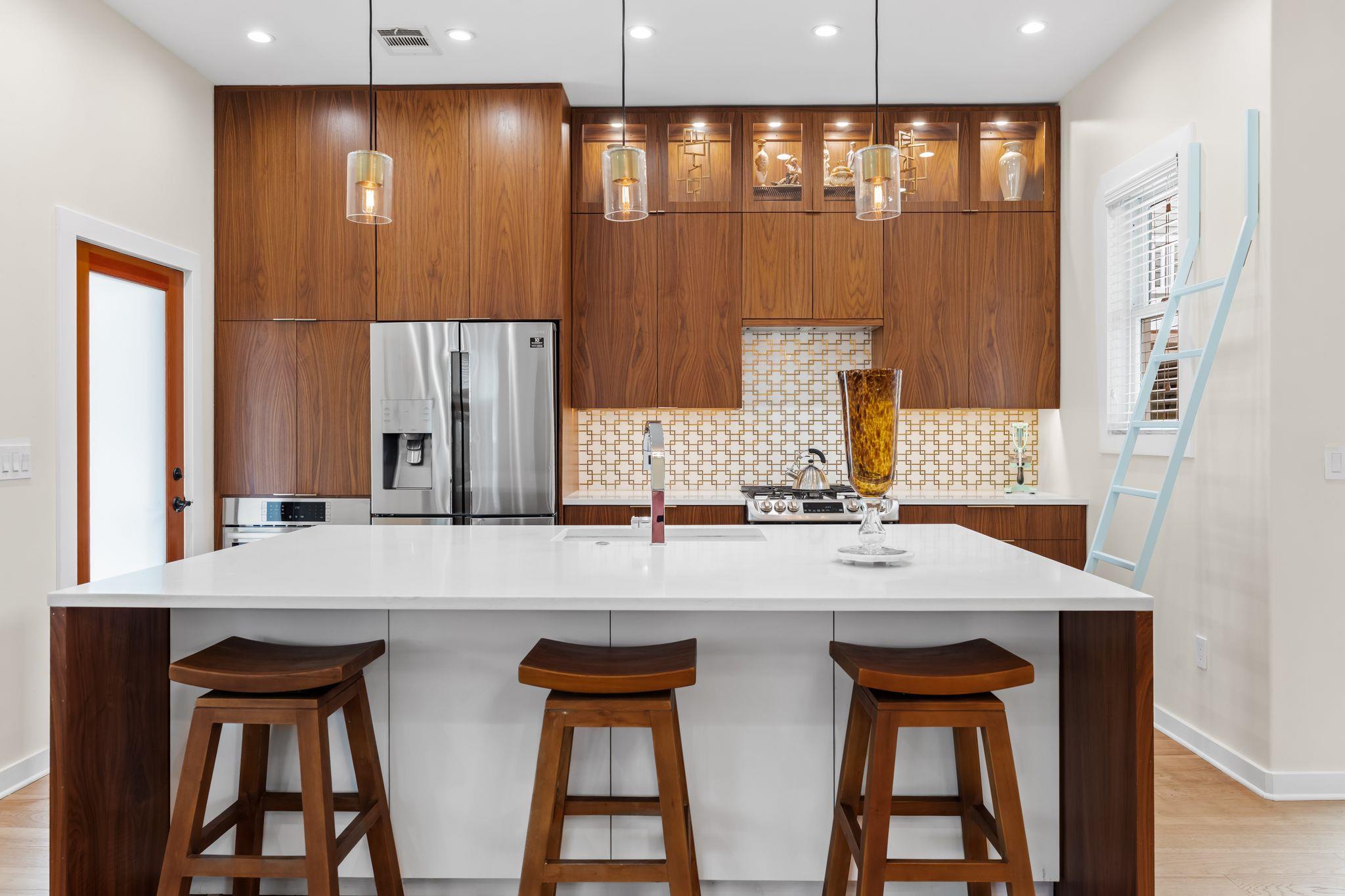 1609 W 8th St # A, Austin, TX 78703