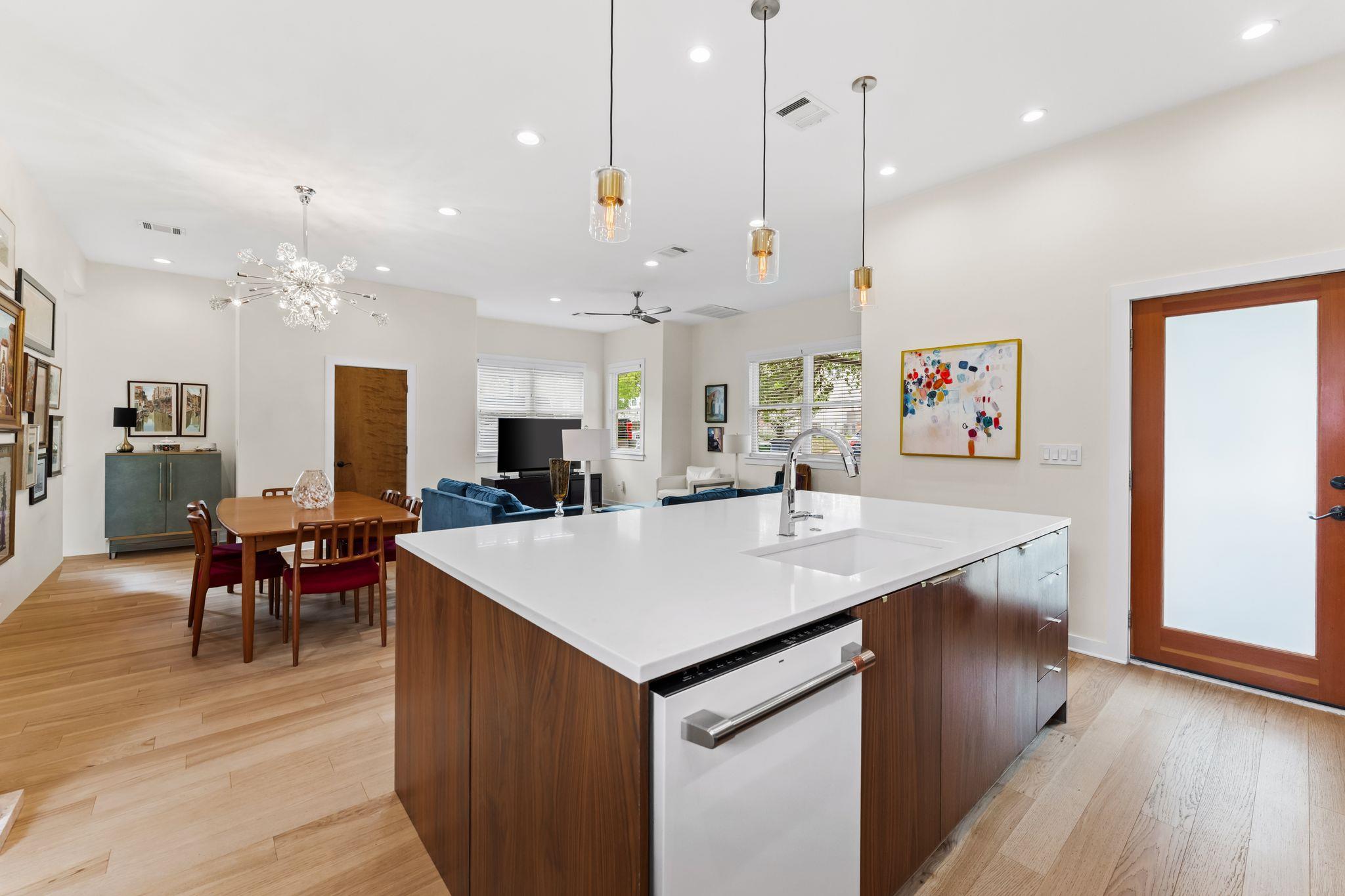 1609 W 8th St # A, Austin, TX 78703