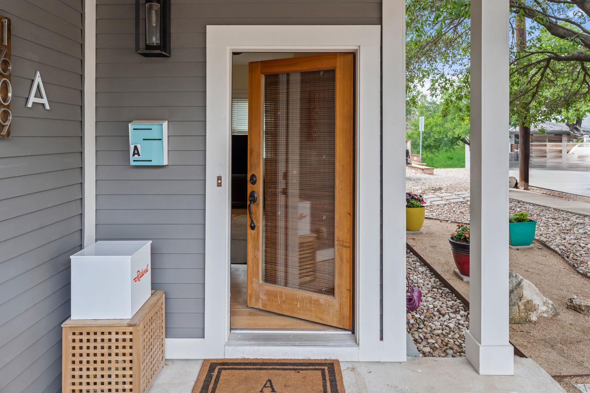 1609 W 8th St # A, Austin, TX 78703