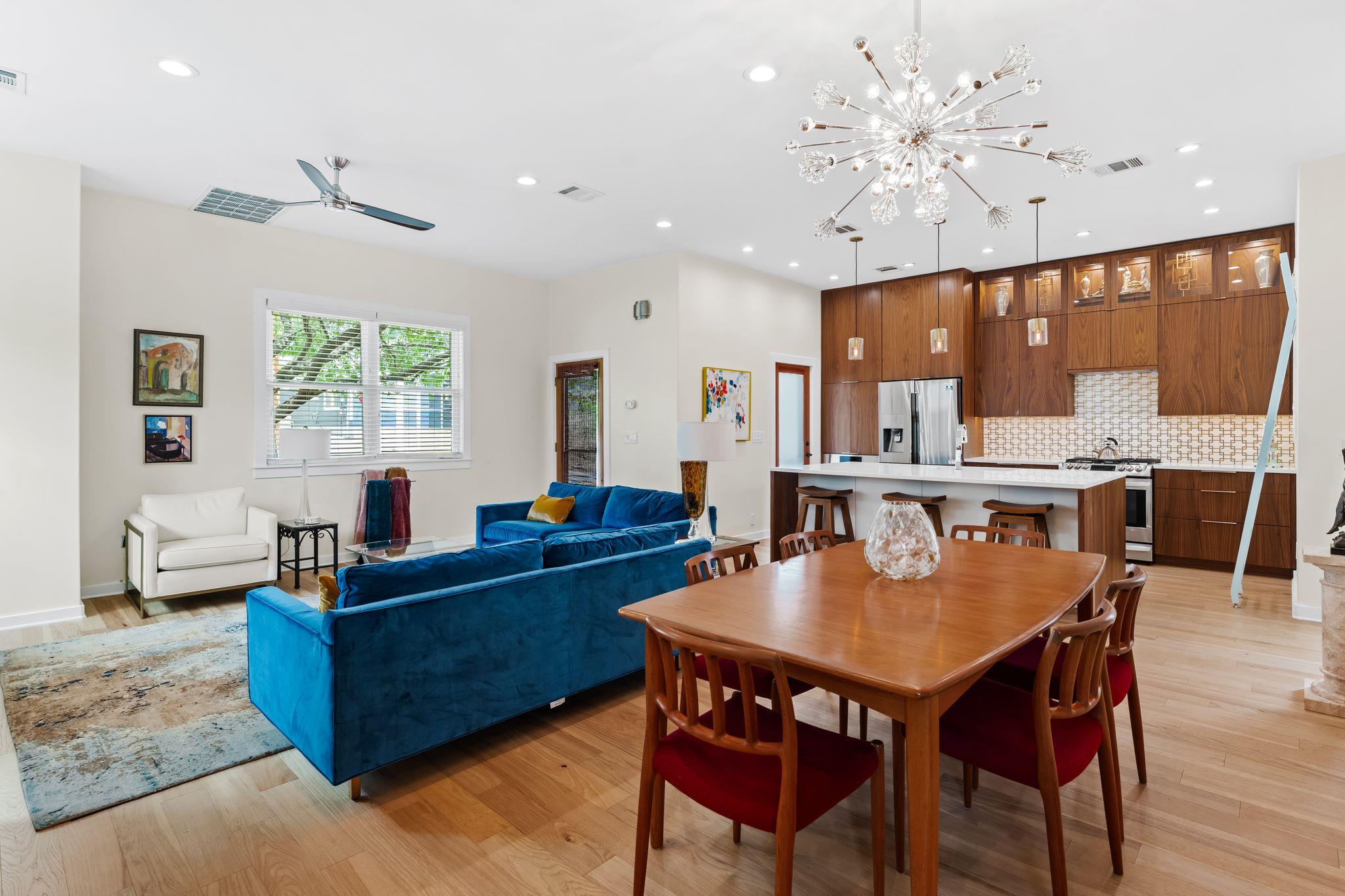 1609 W 8th St # A, Austin, TX 78703