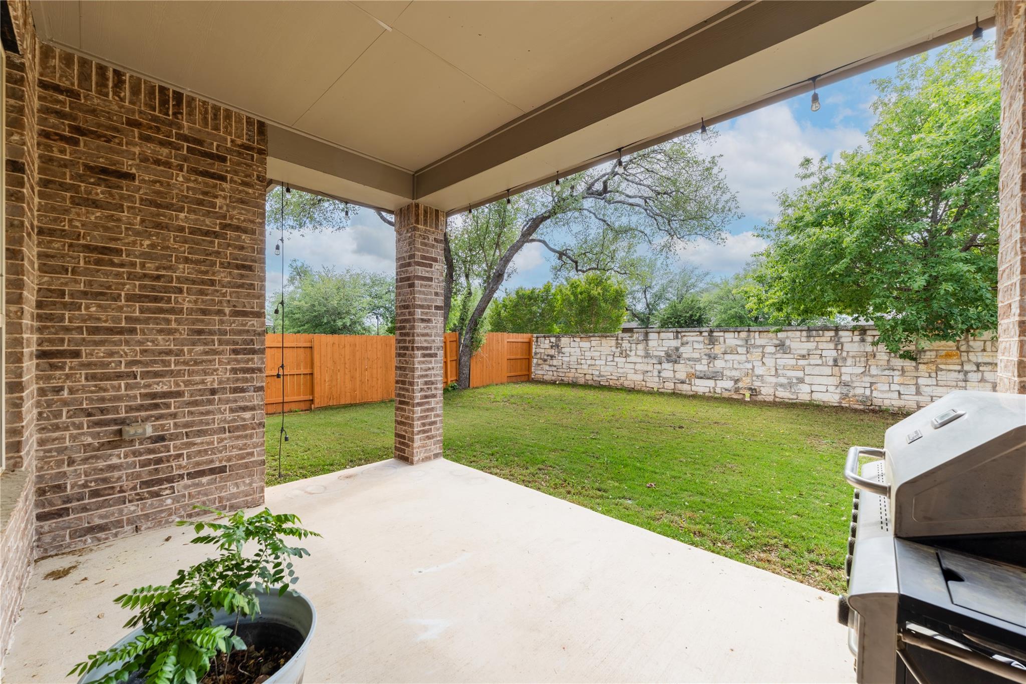 4132 Presidio Ln, Round Rock, TX 78681