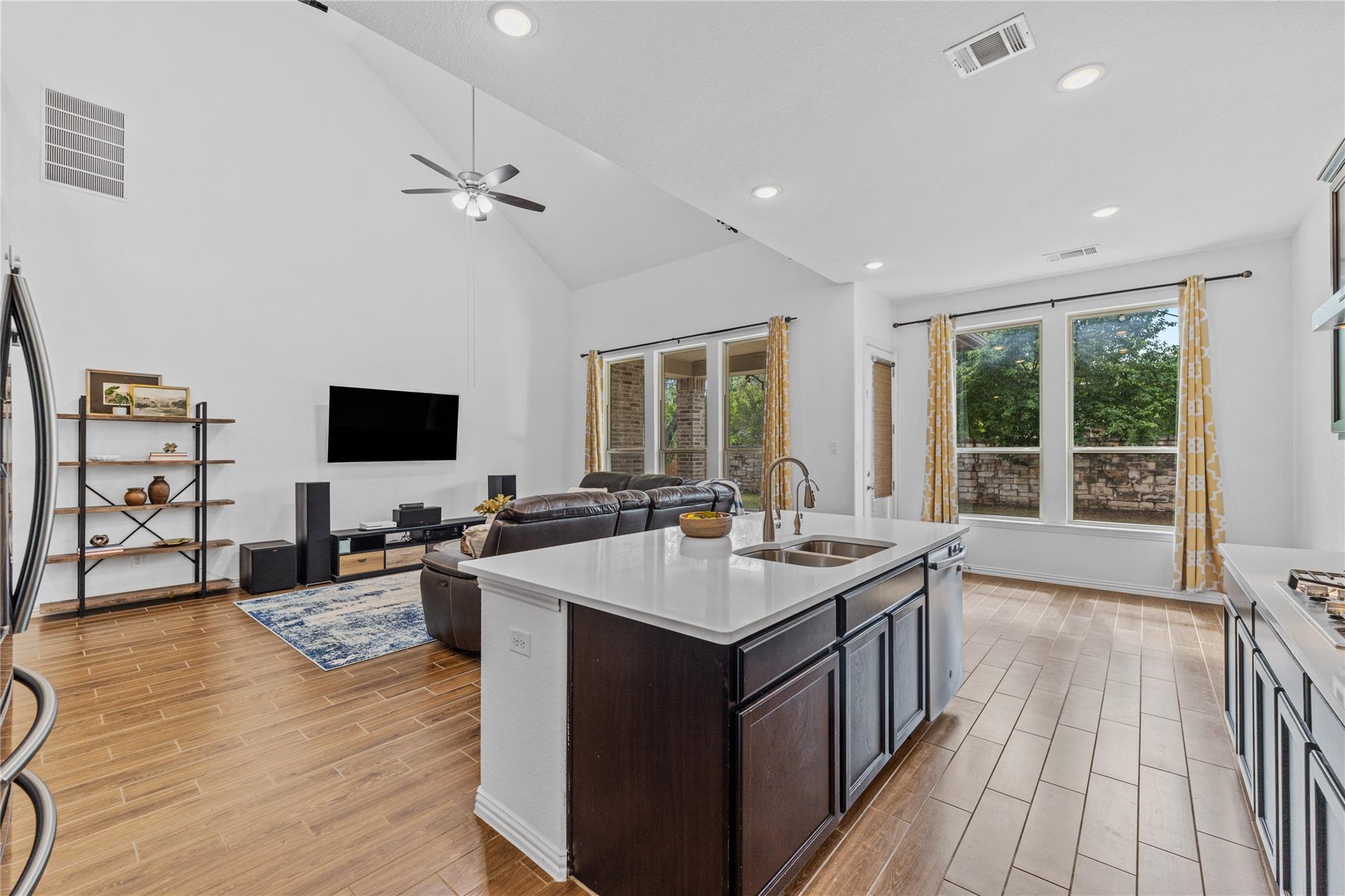 4132 Presidio Ln, Round Rock, TX 78681