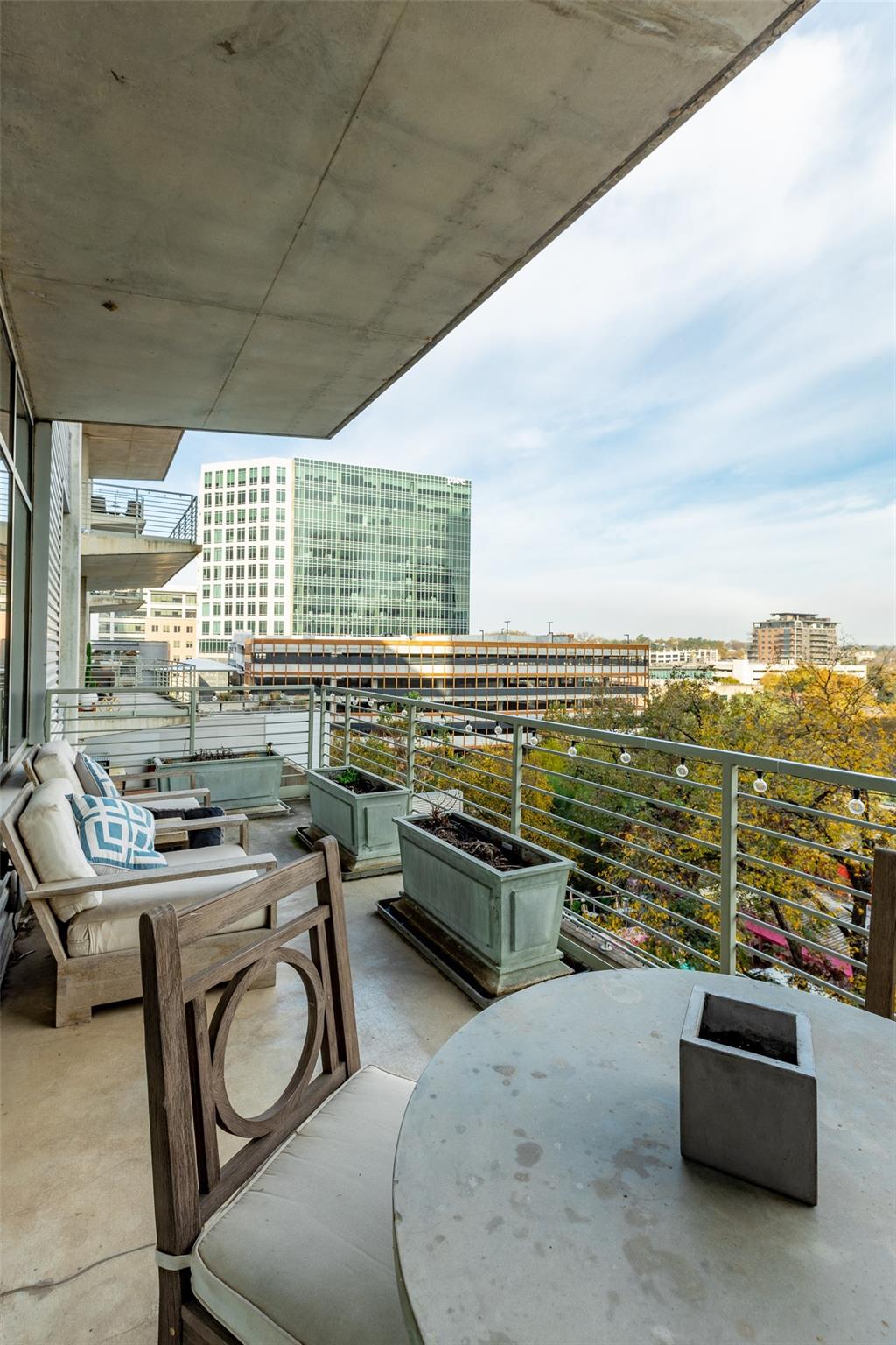 800 W 5th St # 606, Austin, TX 78703