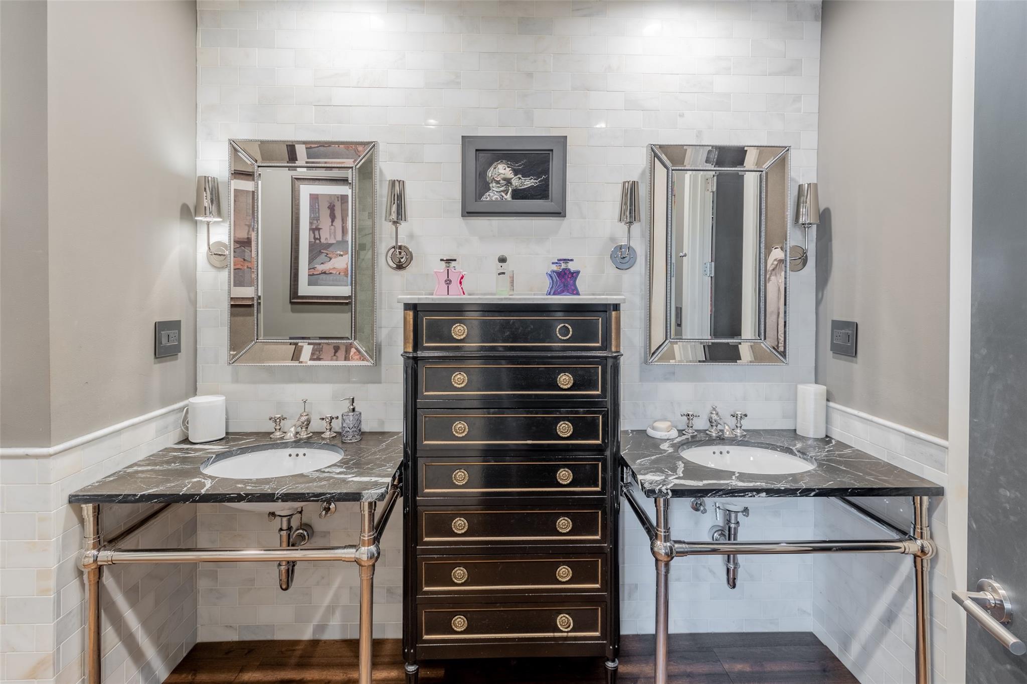 800 W 5th St # 606, Austin, TX 78703