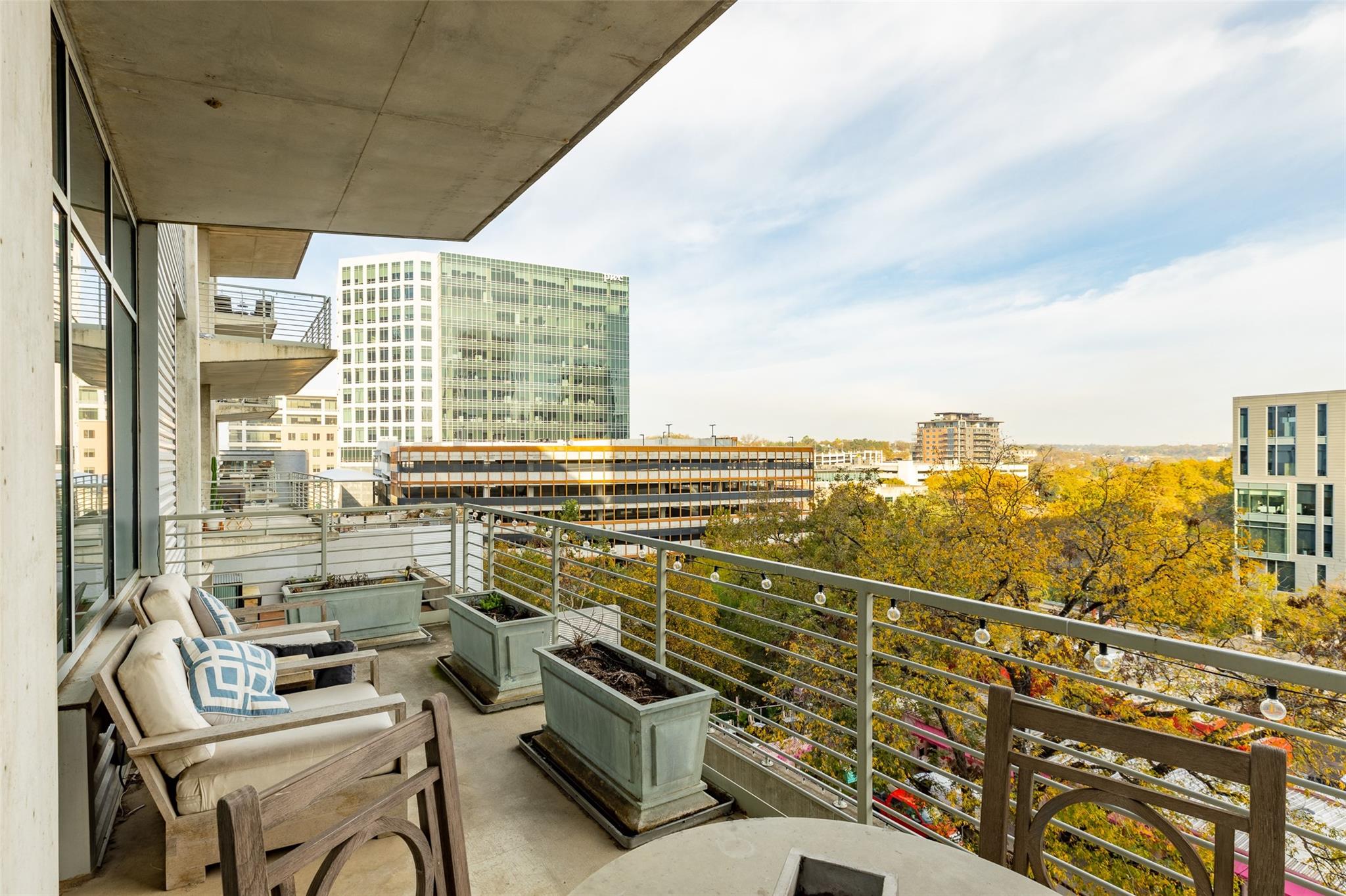 800 W 5th St # 606, Austin, TX 78703