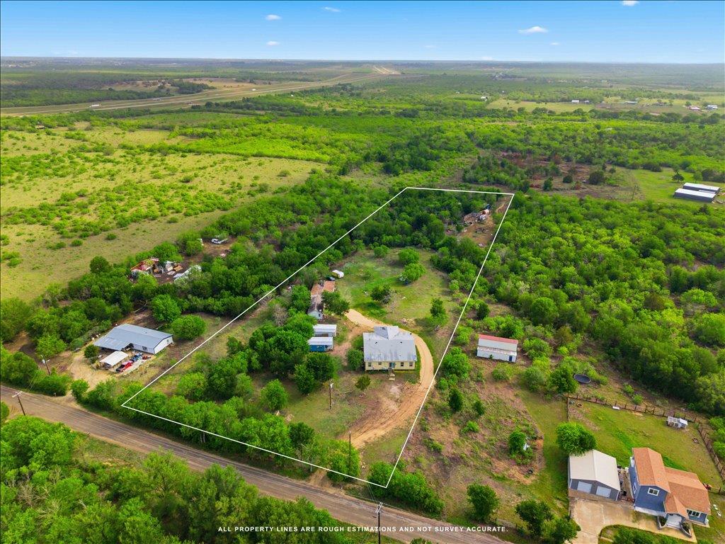 780 Spoke Hollow Rd, Lockhart, TX 78644