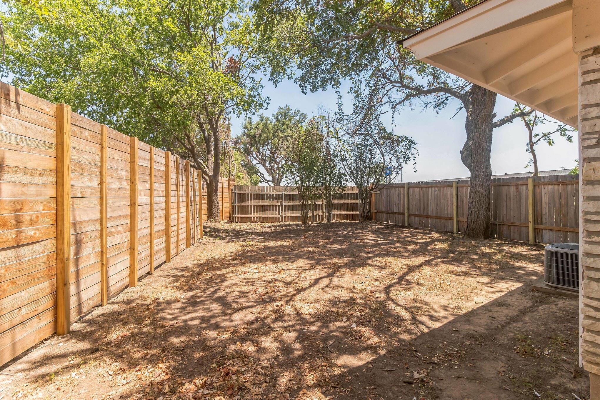 1509 Park Ln, Georgetown, TX 78628