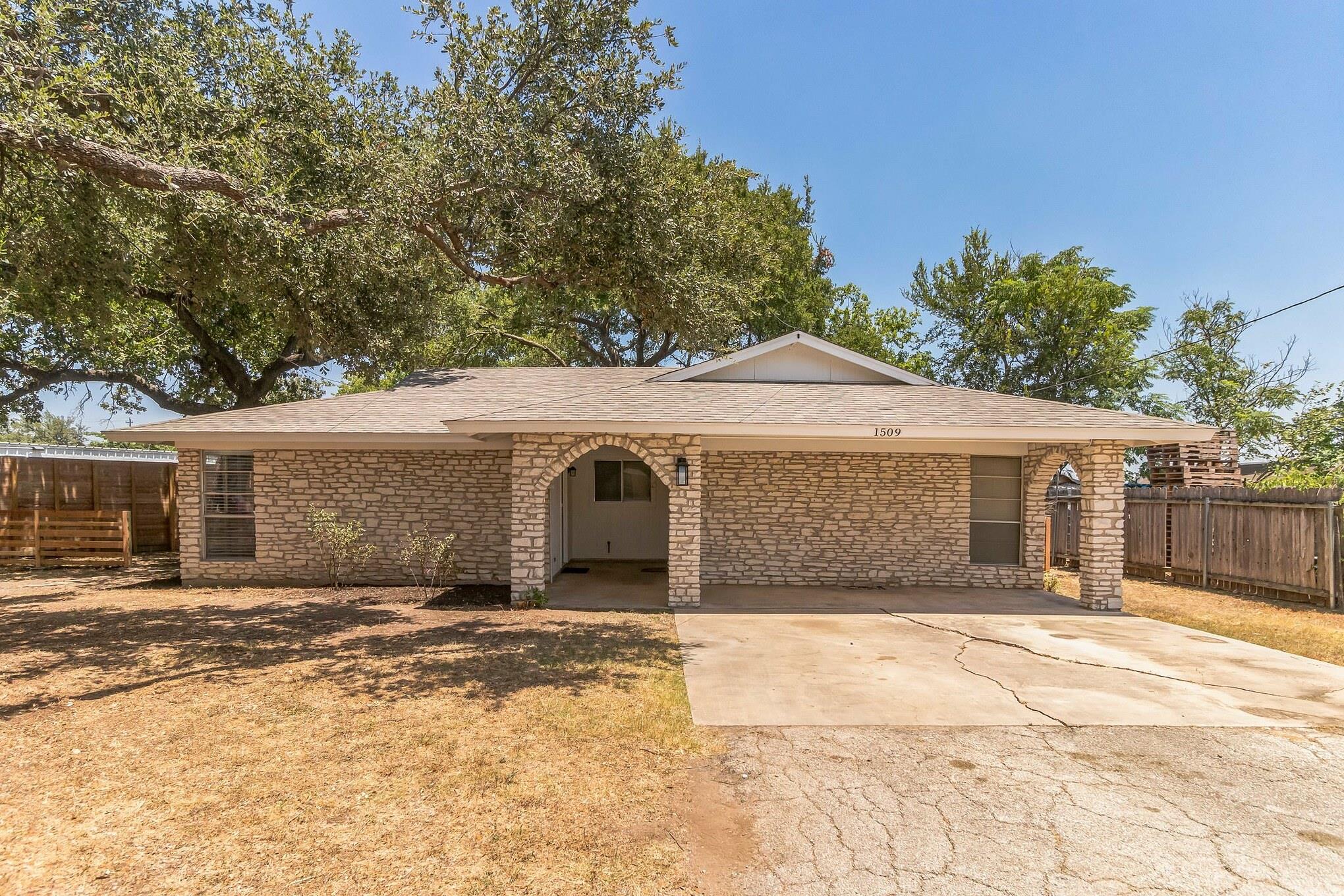 1509 Park Ln, Georgetown, TX 78628