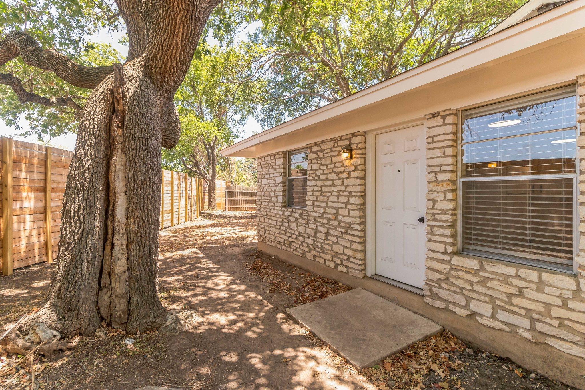 1509 Park Ln, Georgetown, TX 78628