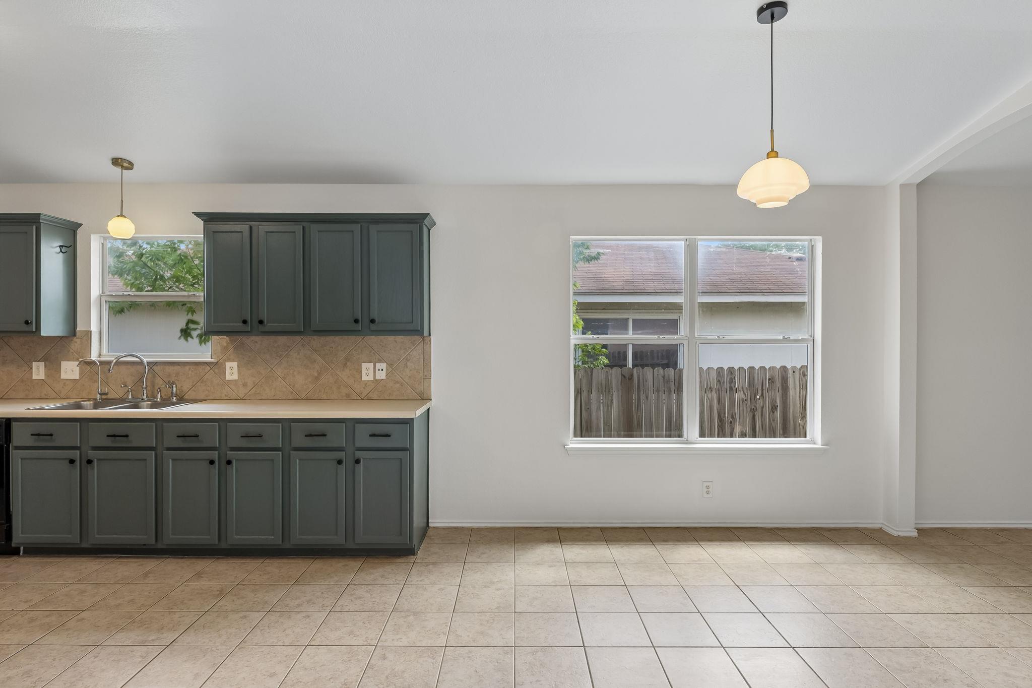 4010 Louise Lee Dr, Austin, TX 78725