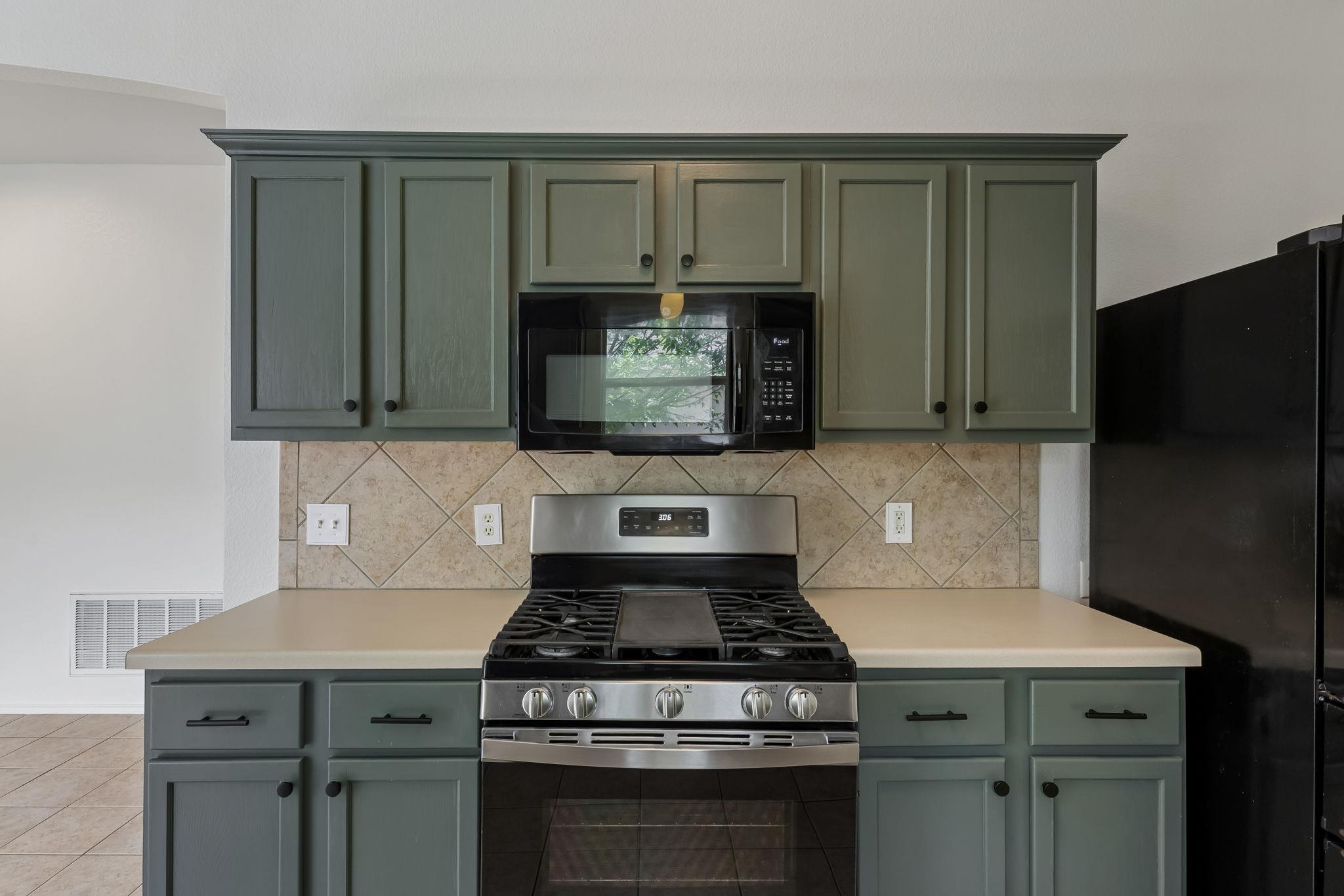 4010 Louise Lee Dr, Austin, TX 78725