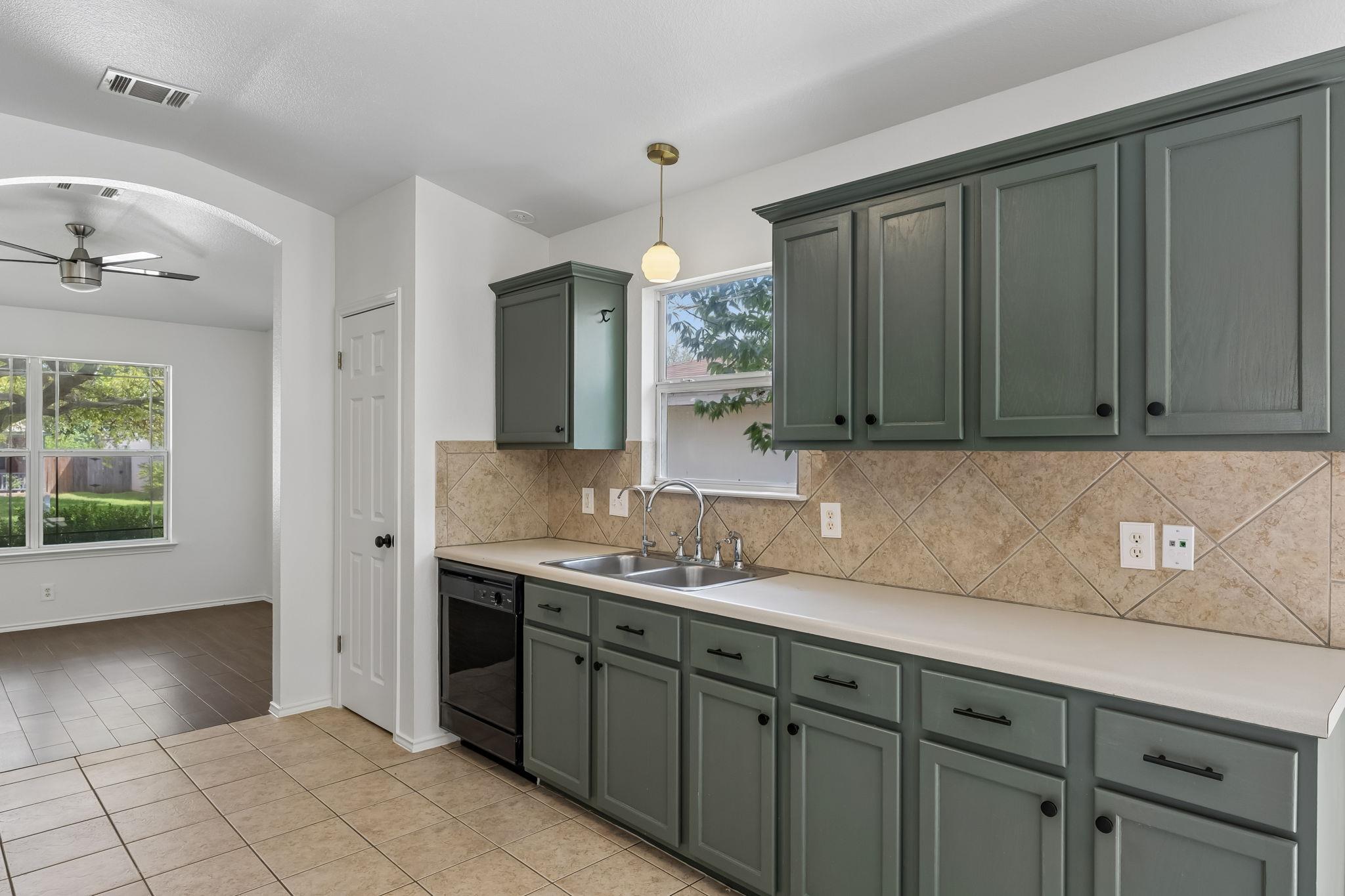 4010 Louise Lee Dr, Austin, TX 78725