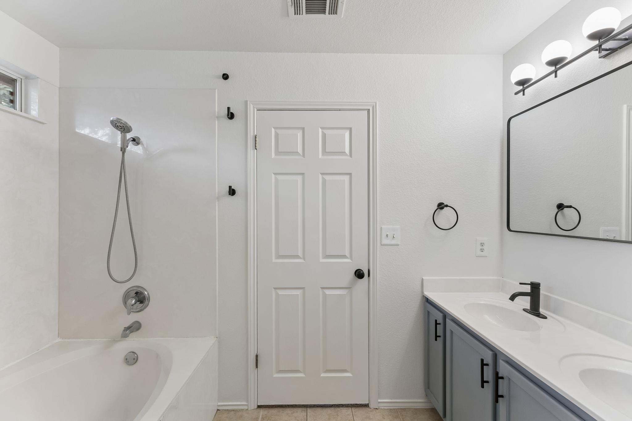 4010 Louise Lee Dr, Austin, TX 78725