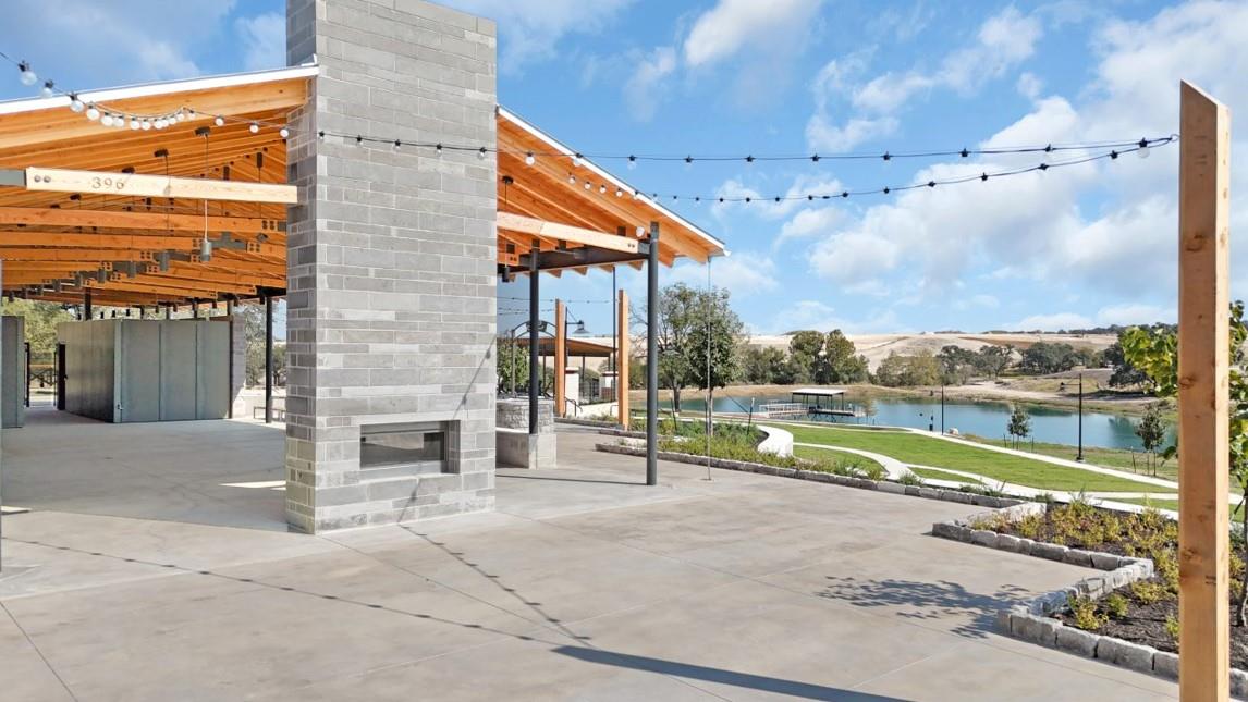 320 West Faulkner St, Liberty Hill, TX 78642