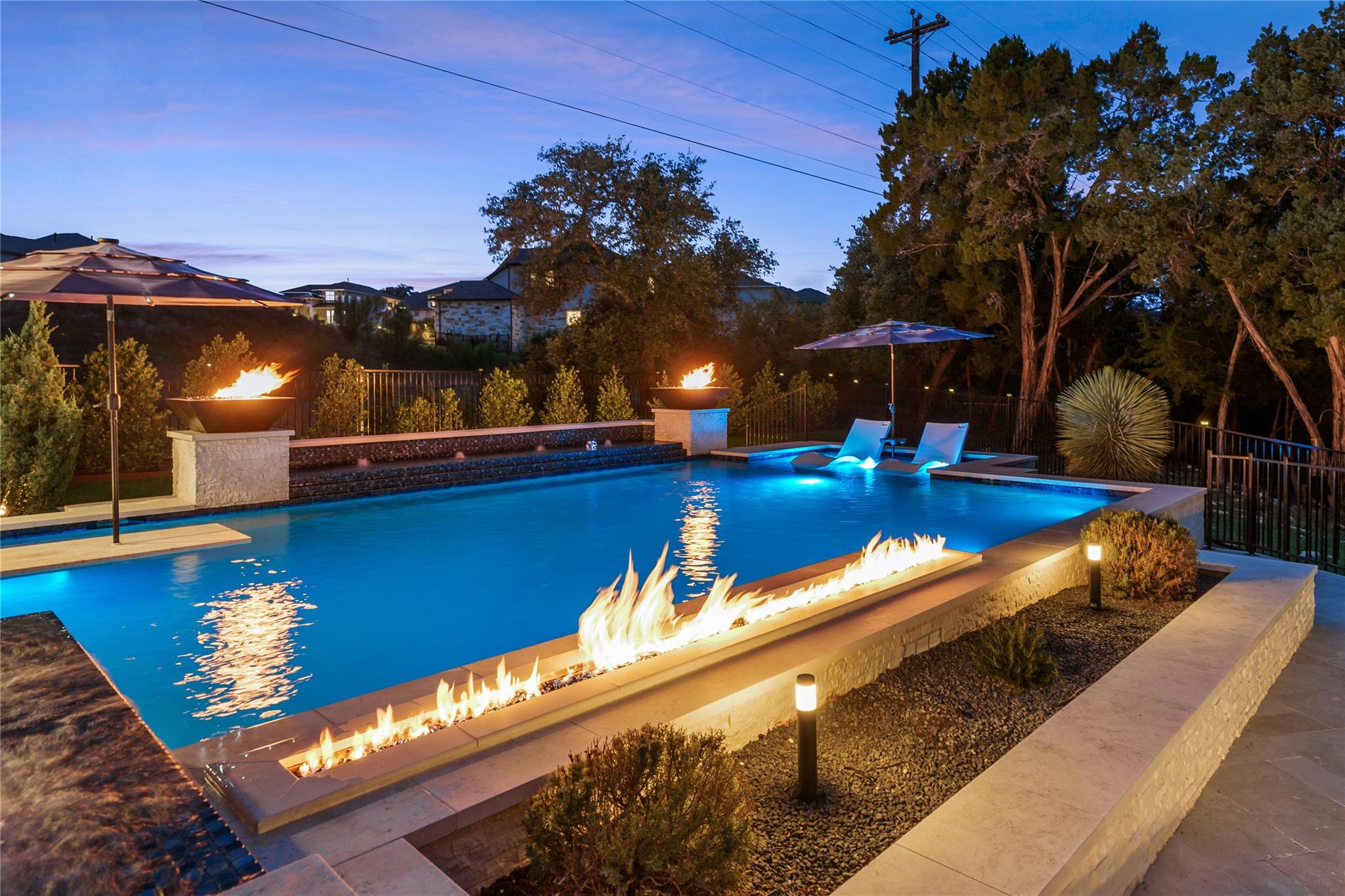 701 Echelon Pl, Lakeway, TX 78738