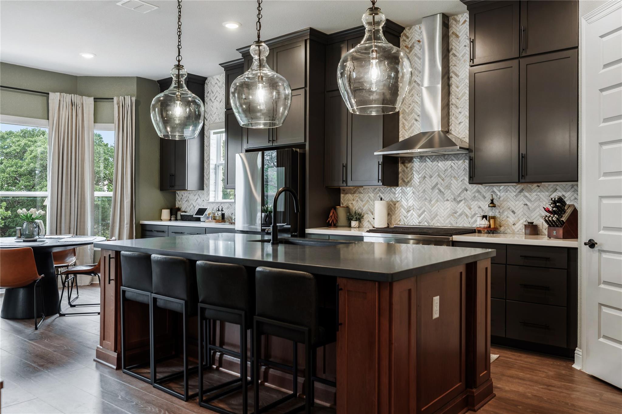 701 Echelon Pl, Lakeway, TX 78738