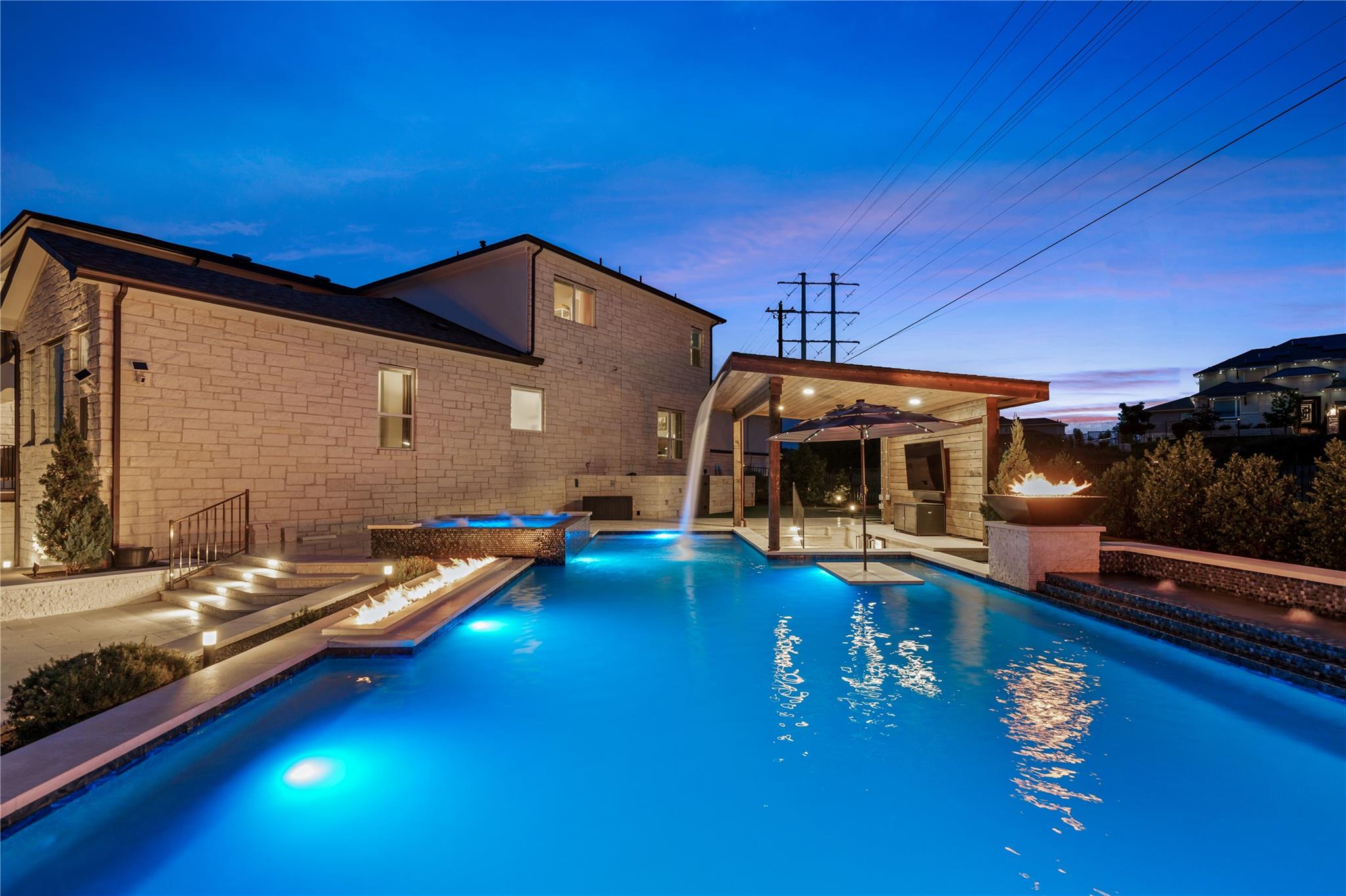 701 Echelon Pl, Lakeway, TX 78738