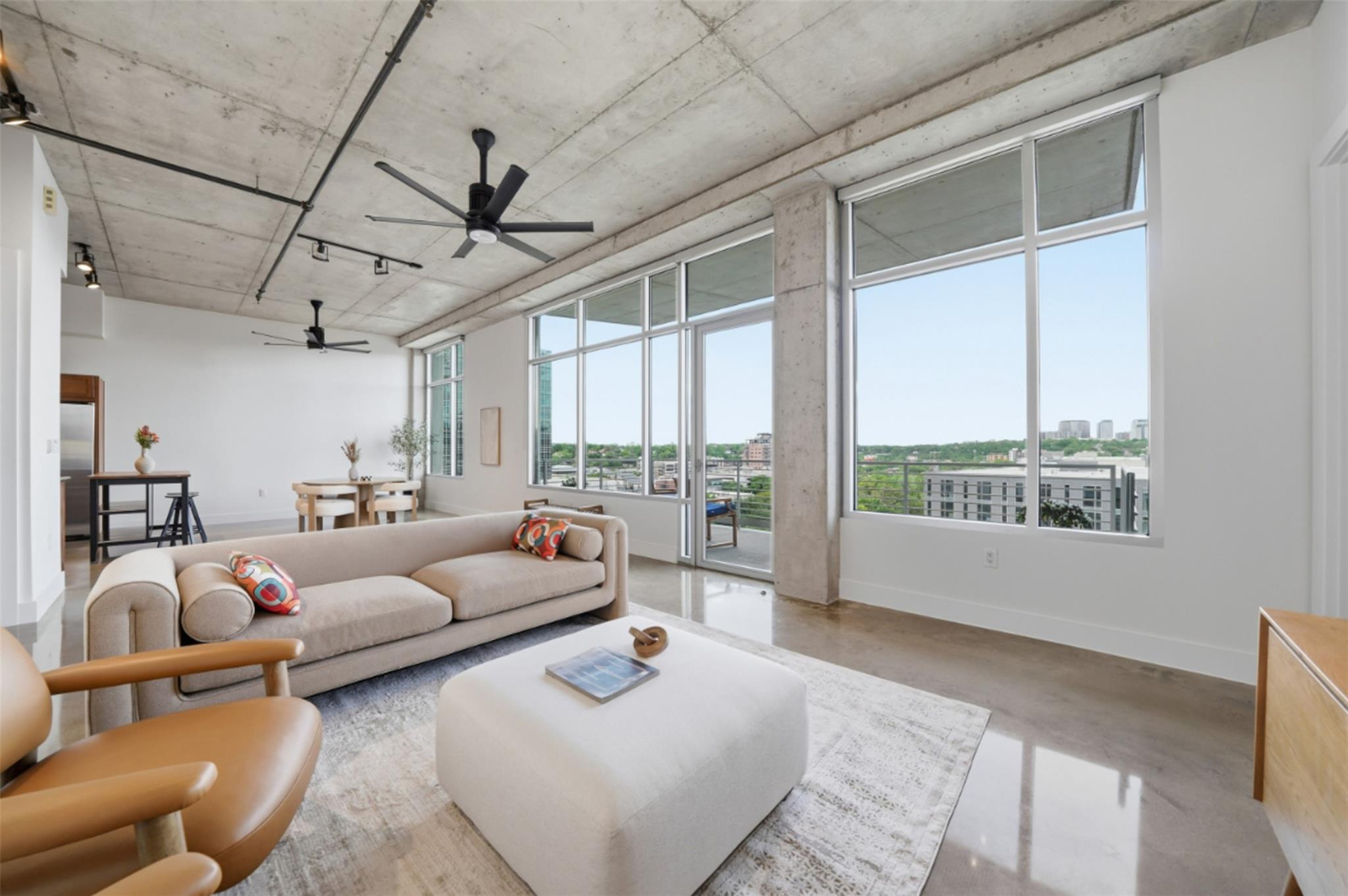 800 W 5th St # 906, Austin, TX 78703