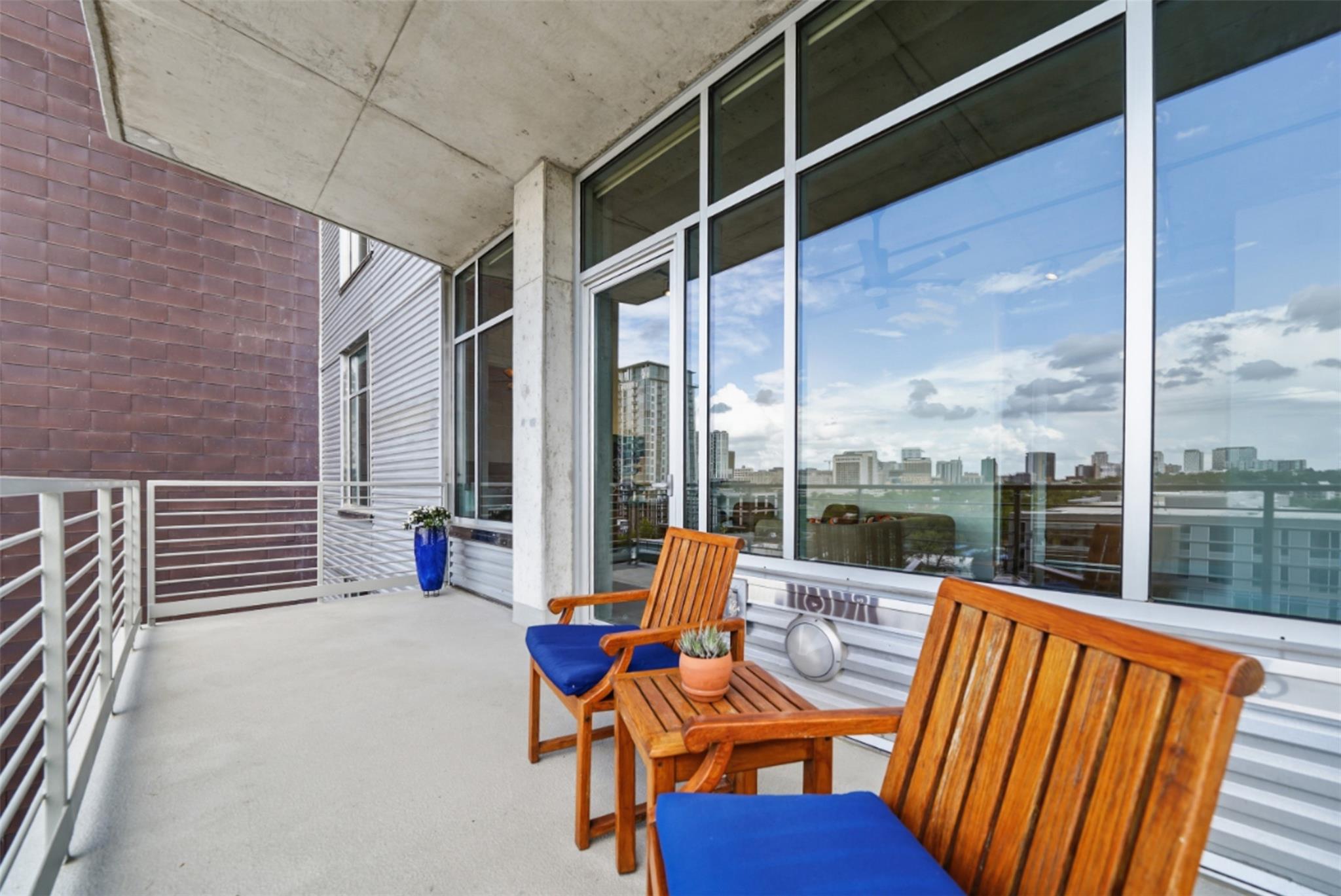 800 W 5th St # 906, Austin, TX 78703