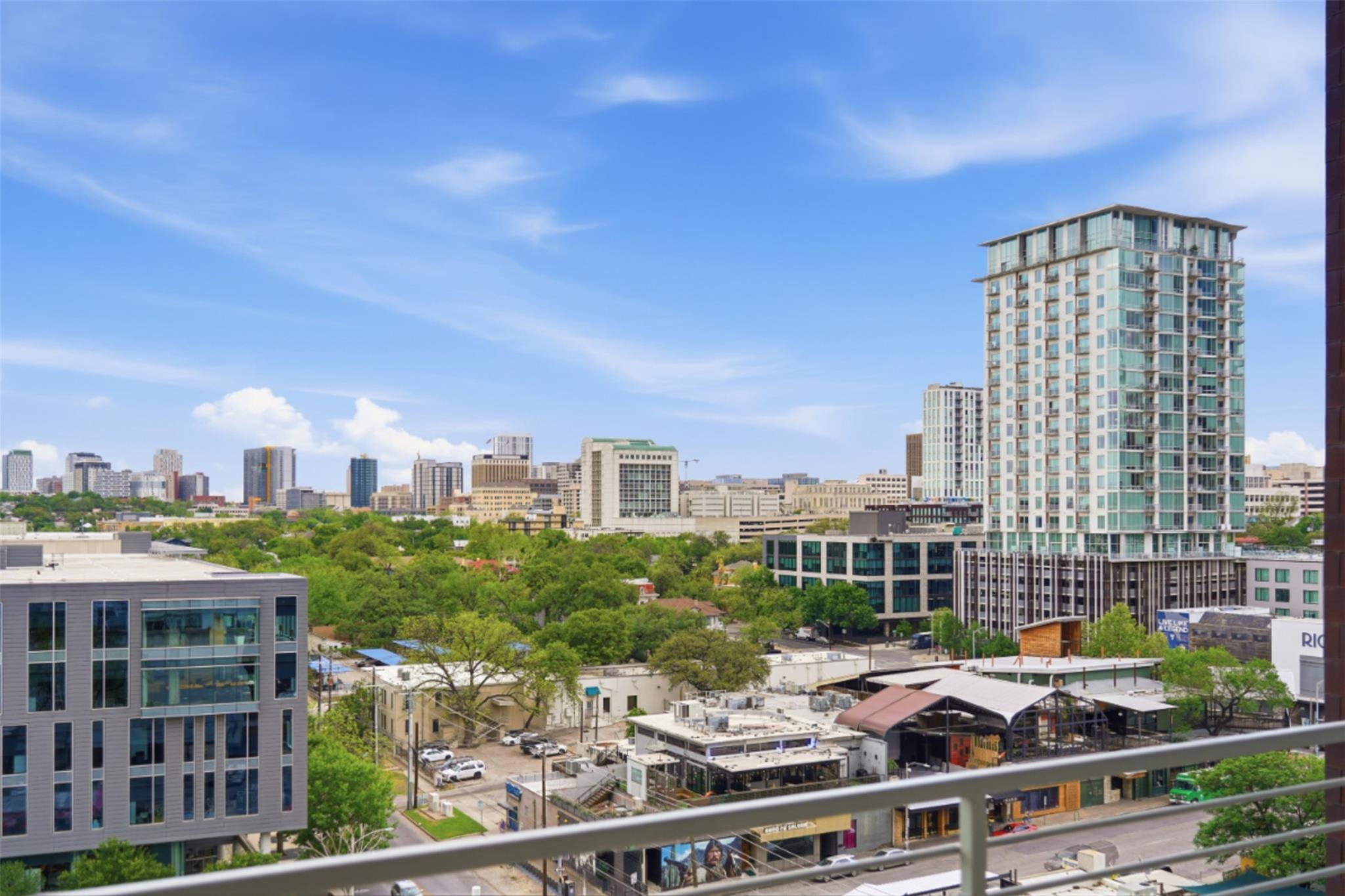 800 W 5th St # 906, Austin, TX 78703