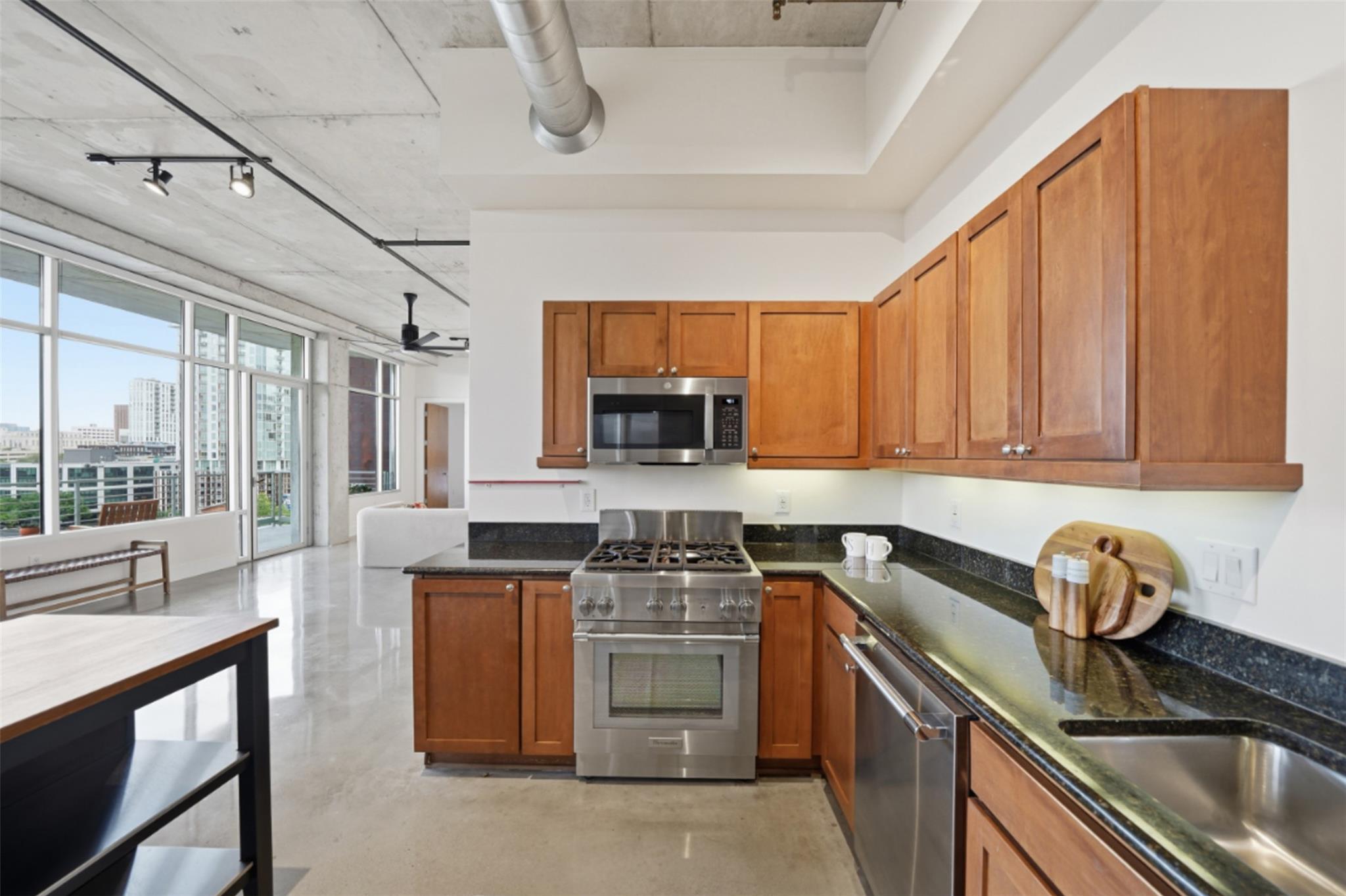 800 W 5th St # 906, Austin, TX 78703