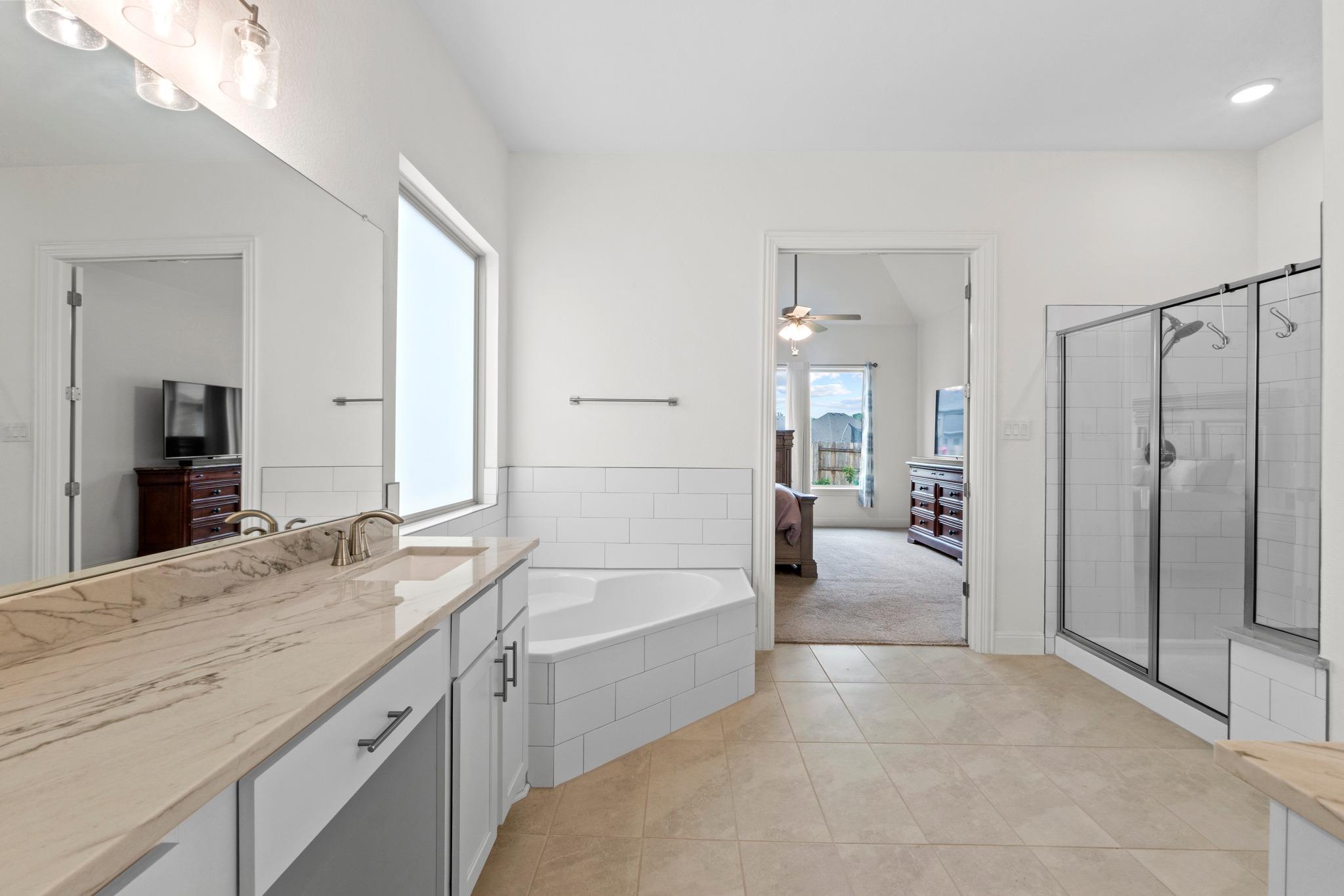 271 Tubman Dr, Kyle, TX 78640