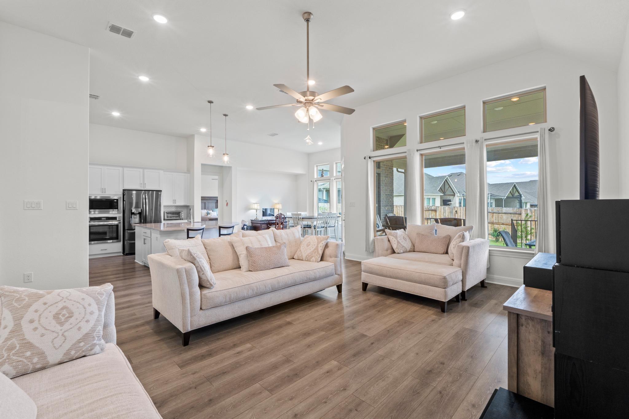 271 Tubman Dr, Kyle, TX 78640