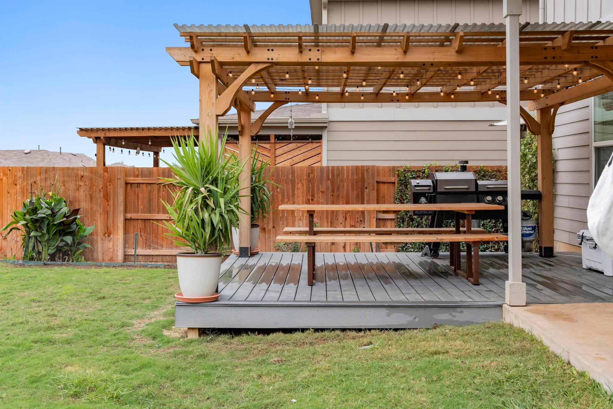 263 Beechnut Dr, Buda, TX 78610