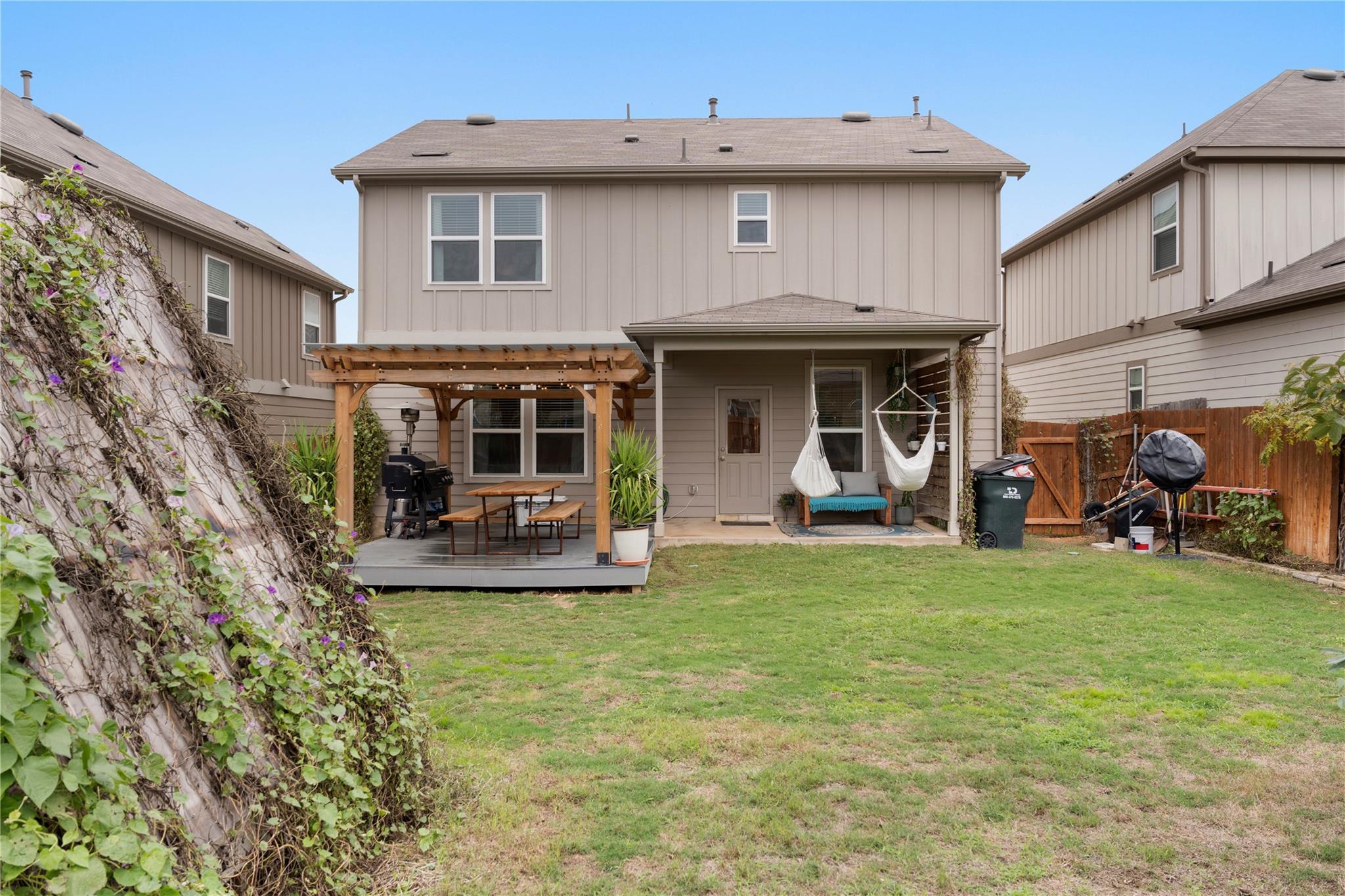 263 Beechnut Dr, Buda, TX 78610