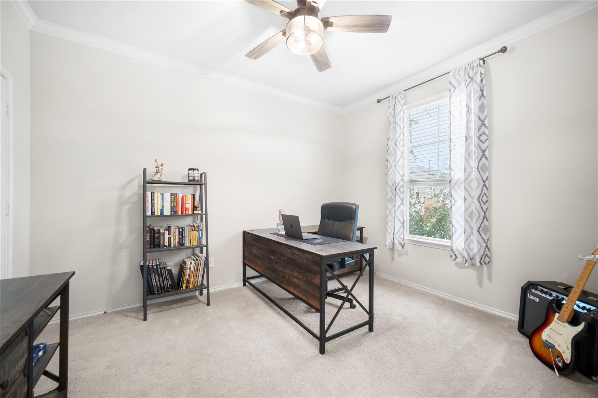 263 Beechnut Dr, Buda, TX 78610