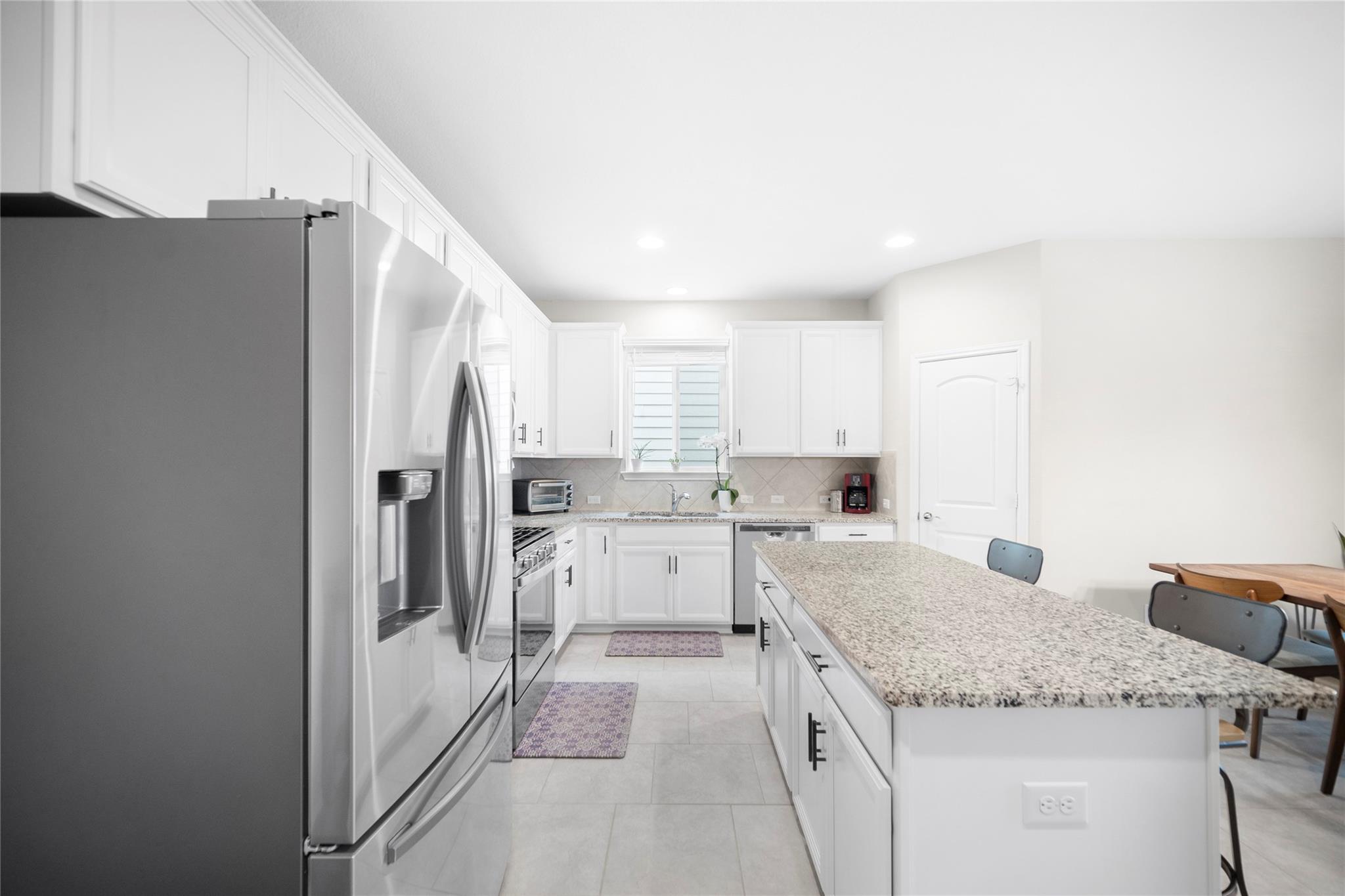 263 Beechnut Dr, Buda, TX 78610