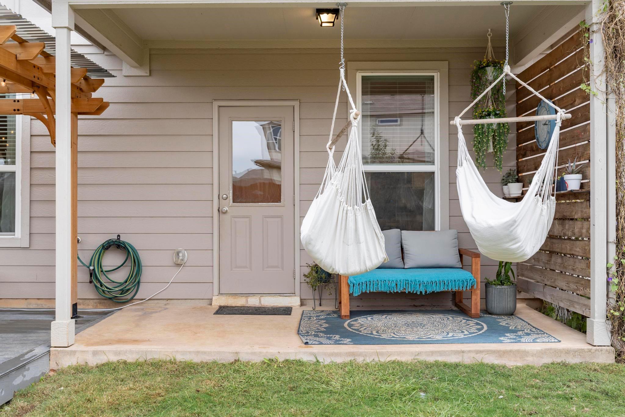 263 Beechnut Dr, Buda, TX 78610