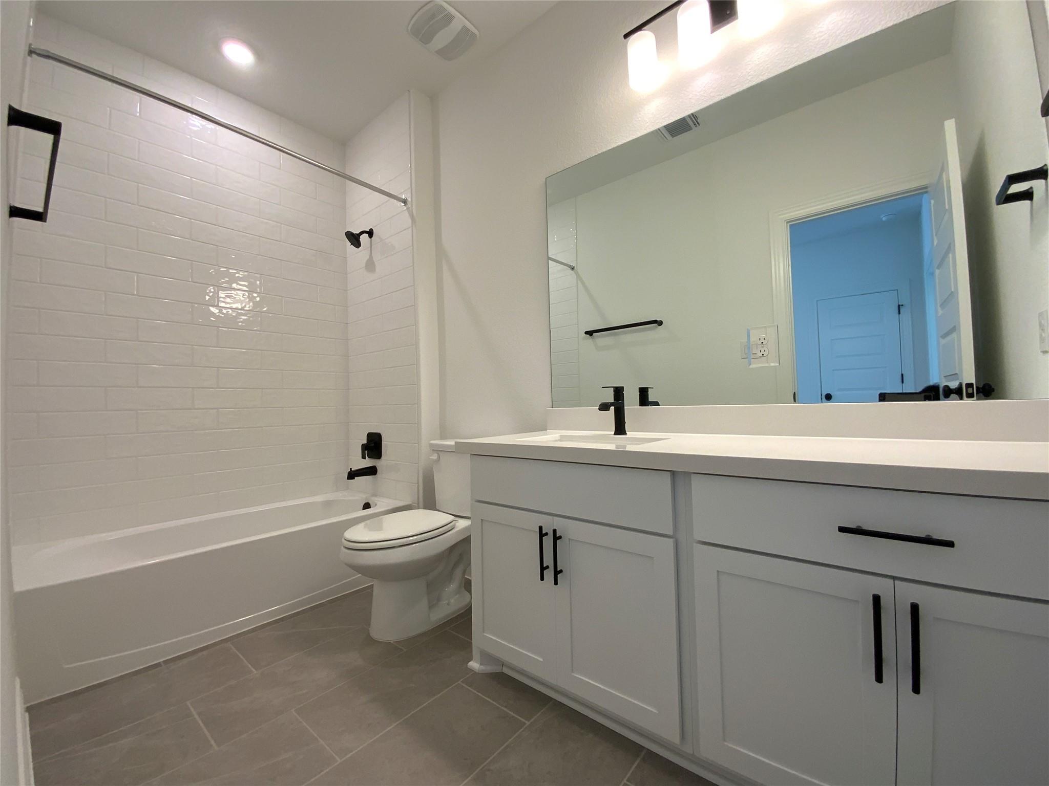 358 Darley Oak Dr, Dripping Springs, TX 78620