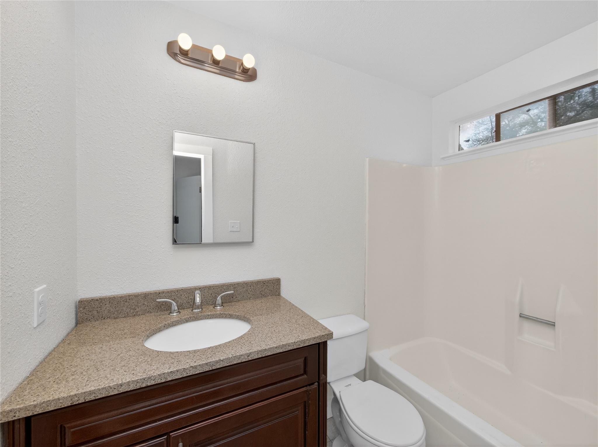 602 Old Stone Rd, Austin, TX 78745