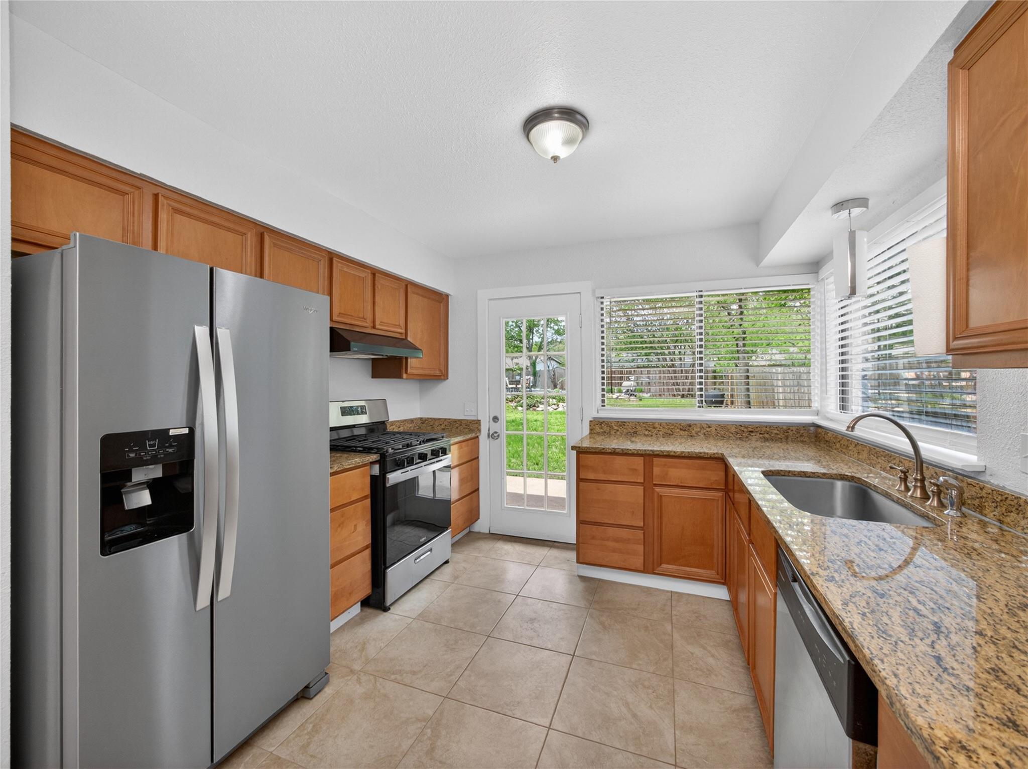 602 Old Stone Rd, Austin, TX 78745